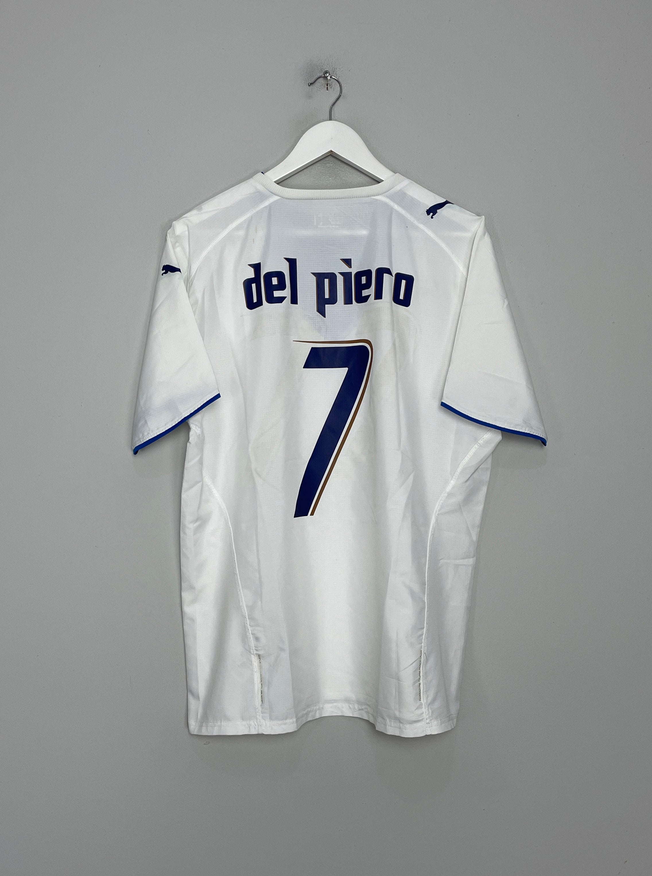 Shop 2006/07 ITALY DEL PIERO #7 AWAY SHIRT (L) PUMA, classic football shirts, vintage football shirts & retro soccer jerseys at Cult Kits