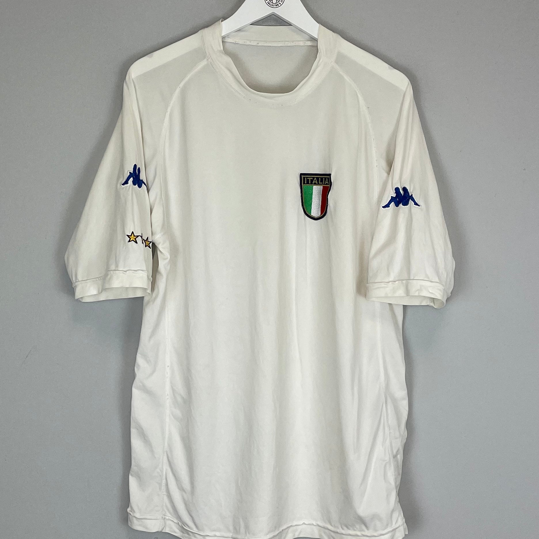 Shop 2000/01 ITALY AWAY SHIRT (L) KAPPA, classic football shirts, vintage football shirts & retro soccer jerseys at Cult Kits