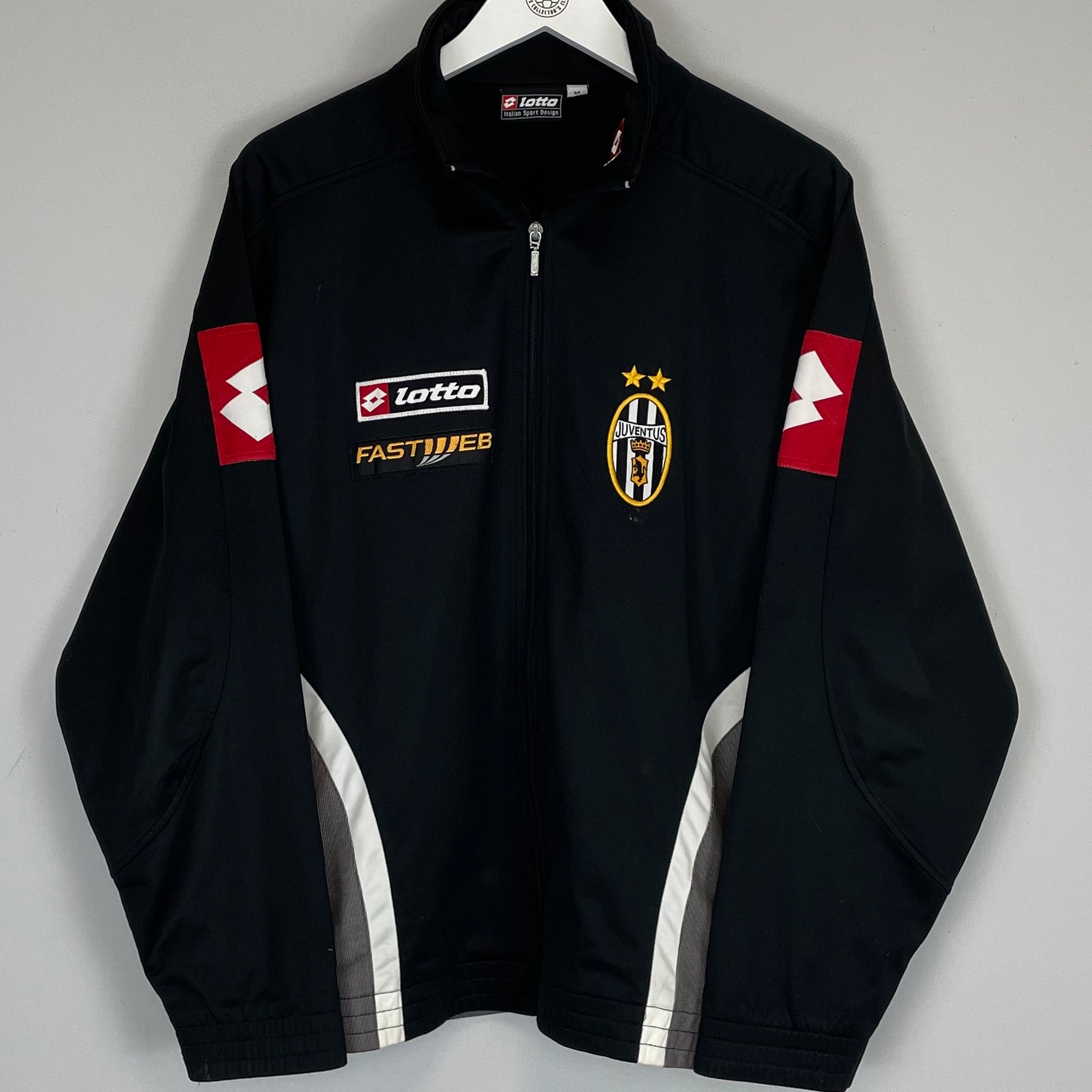 Shop 2001/02 JUVENTUS TRACK JACKET (M) LOTTO, classic football shirts, vintage football shirts & retro soccer jerseys at Cult Kits