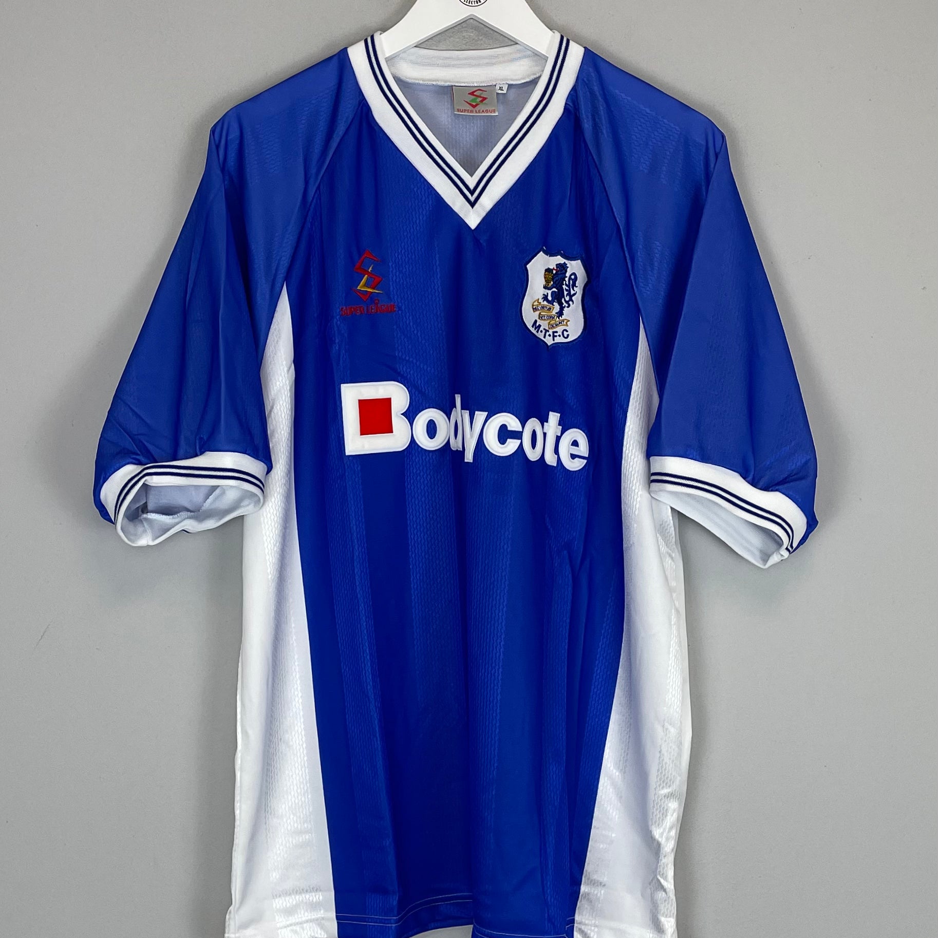 Shop 1998/99 MACCLESFIELD TOWN *MINT* HOME SHIRT (XL) SUPER LEAGUE, classic football shirts, vintage football shirts & retro soccer jerseys at Cult Kits