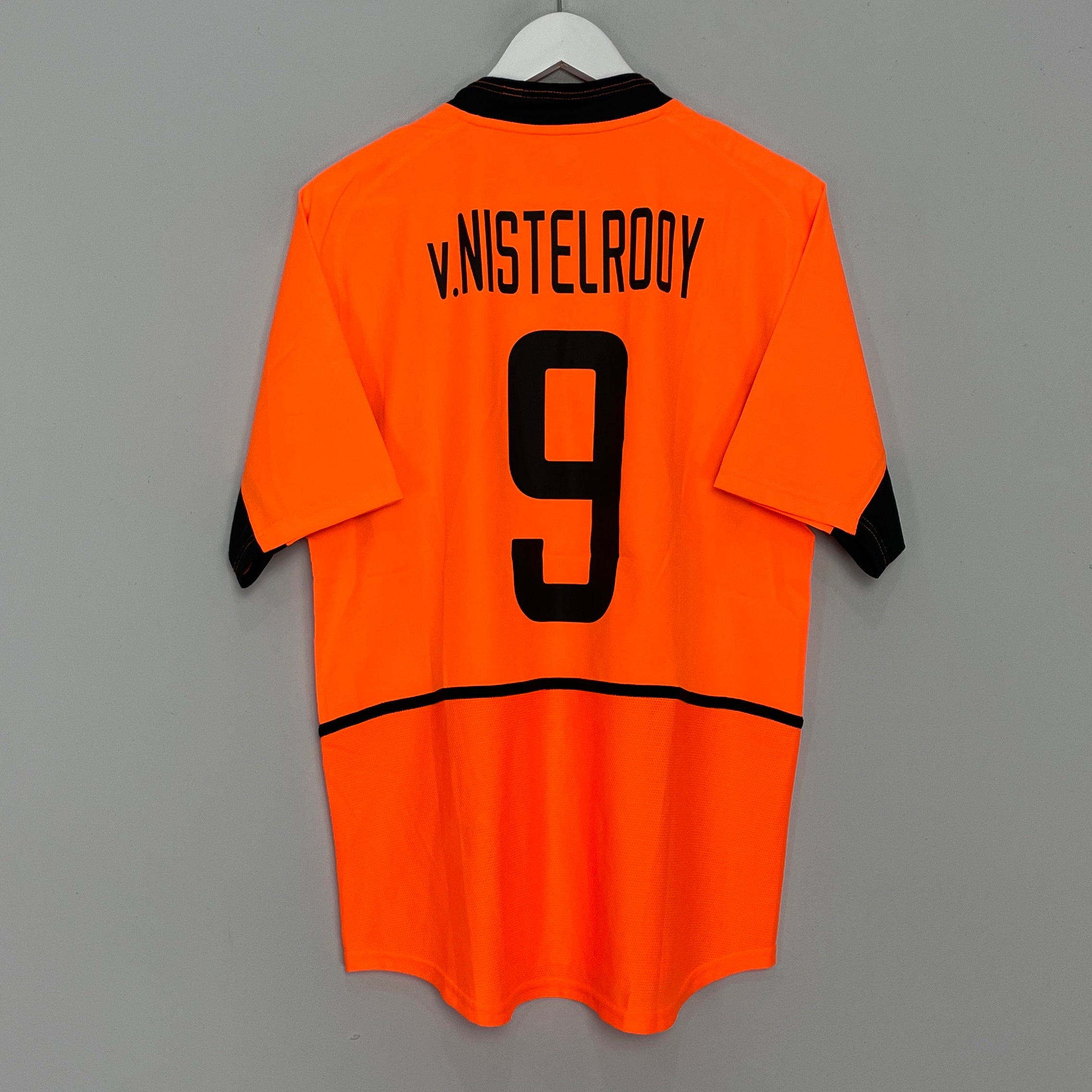 Shop 2002/04 NETHERLANDS V.NISTELROOY #9 HOME SHIRT (M) NIKE, classic football shirts, vintage football shirts & retro soccer jerseys at Cult Kits