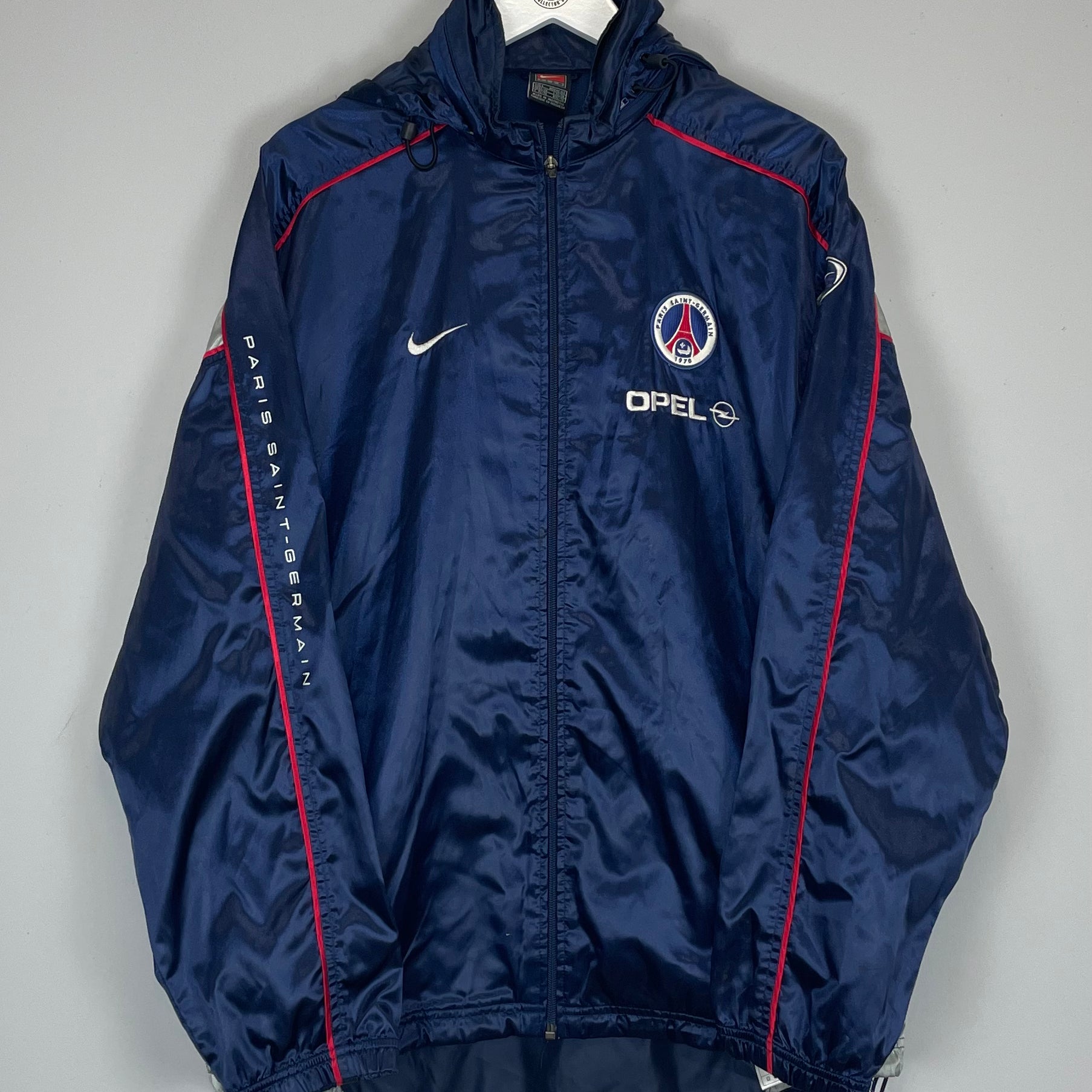 Shop 2001/02 PSG TRACK JACKET (L) NIKE, classic football shirts, vintage football shirts & retro soccer jerseys at Cult Kits