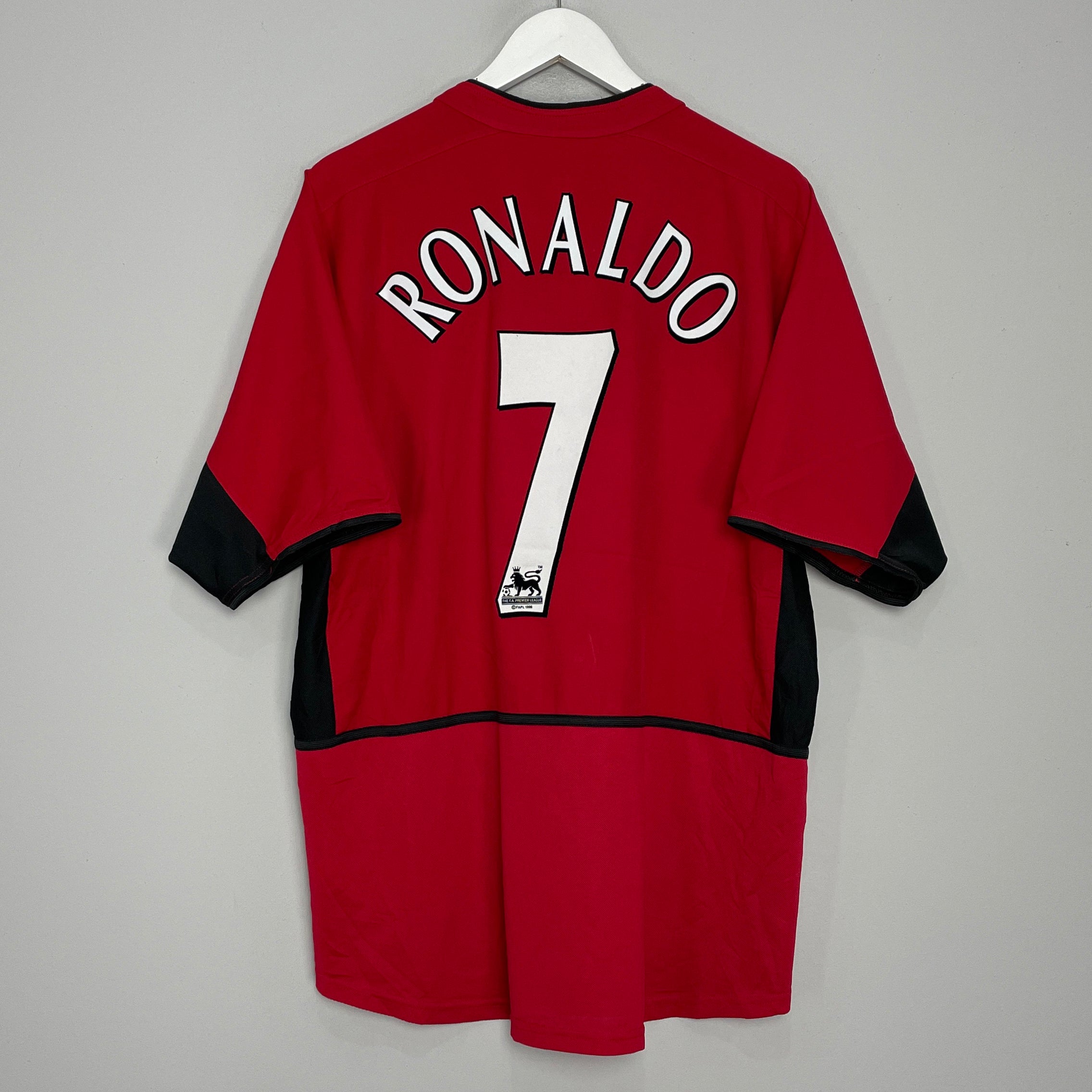 Shop 2002/04 MANCHESTER UNITED RONALDO #7 HOME SHIRT (XL) NIKE, classic football shirts, vintage football shirts & retro soccer jerseys at Cult Kits