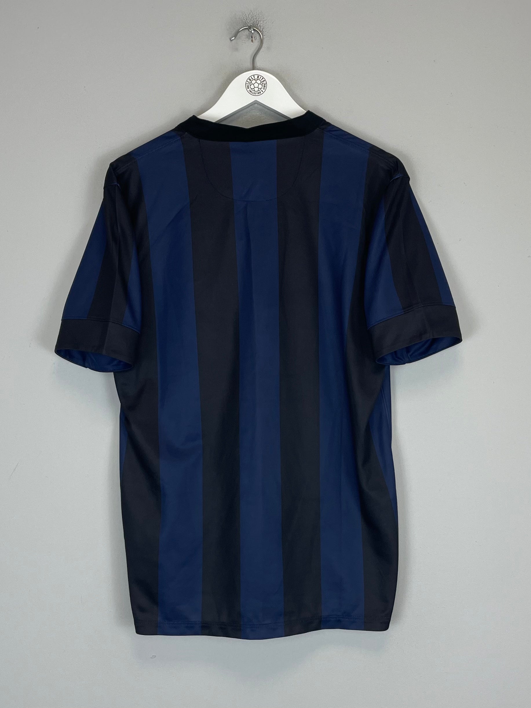 Shop 2013/14 INTER MILAN HOME SHIRT (M) NIKE, classic football shirts, vintage football shirts & retro soccer jerseys at Cult Kits