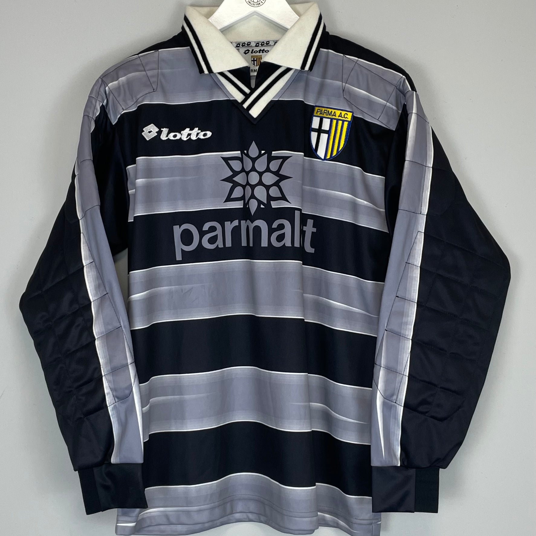 Shop 1998/99 PARMA GK SHIRT (M) LOTTO, classic football shirts, vintage football shirts & retro soccer jerseys at Cult Kits
