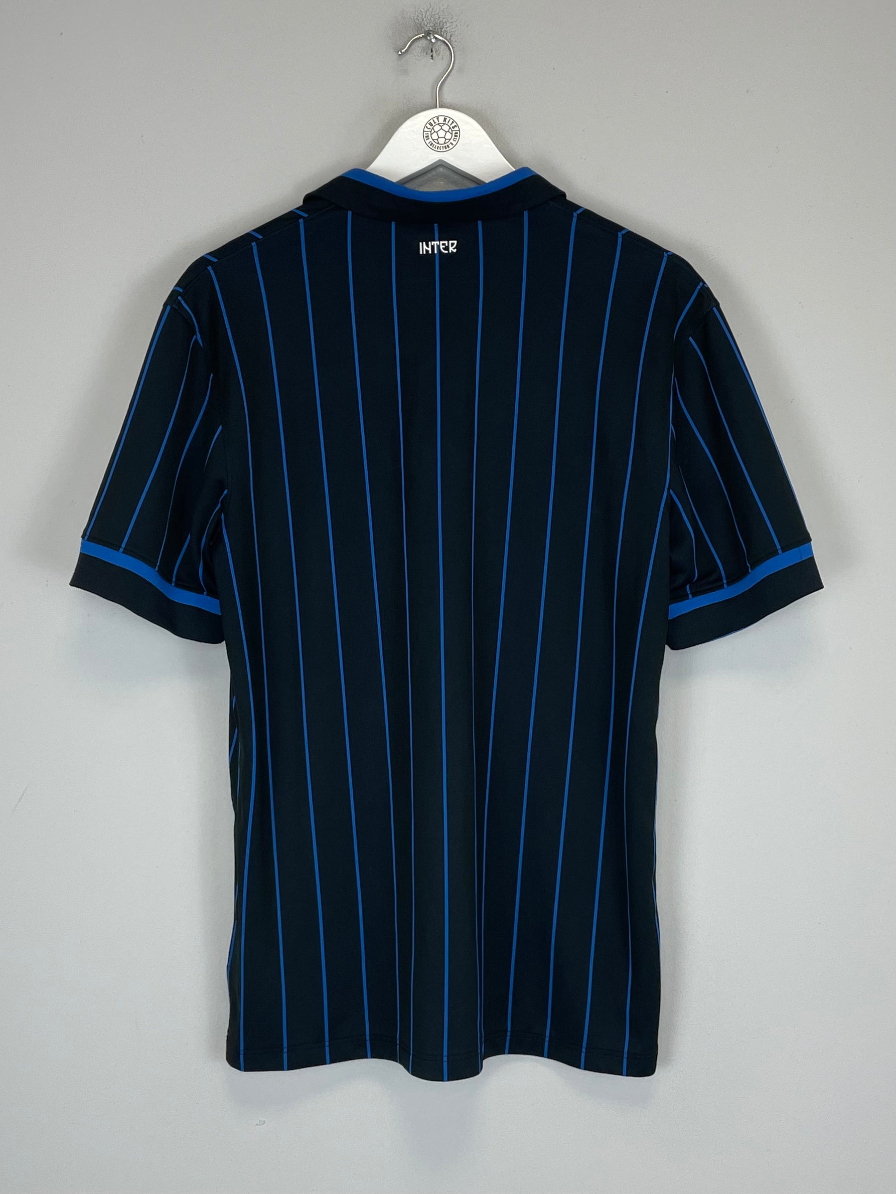 Shop 2014/15 INTER MILAN HOME SHIRT (M) NIKE, classic football shirts, vintage football shirts & retro soccer jerseys at Cult Kits