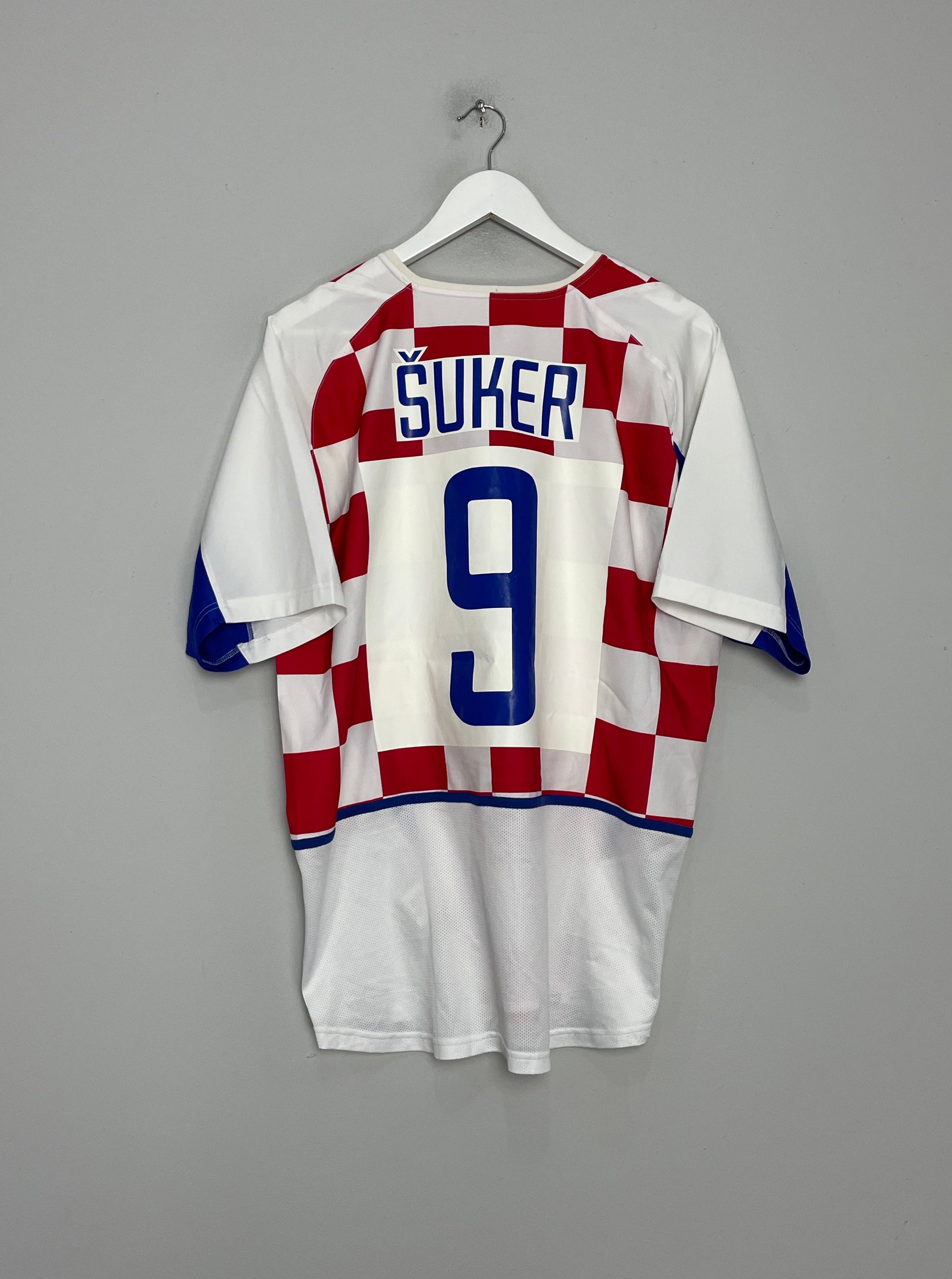 Shop 2002/03 CROATIA SUKER #9 HOME SHIRT (L) NIKE, classic football shirts, vintage football shirts & retro soccer jerseys at Cult Kits