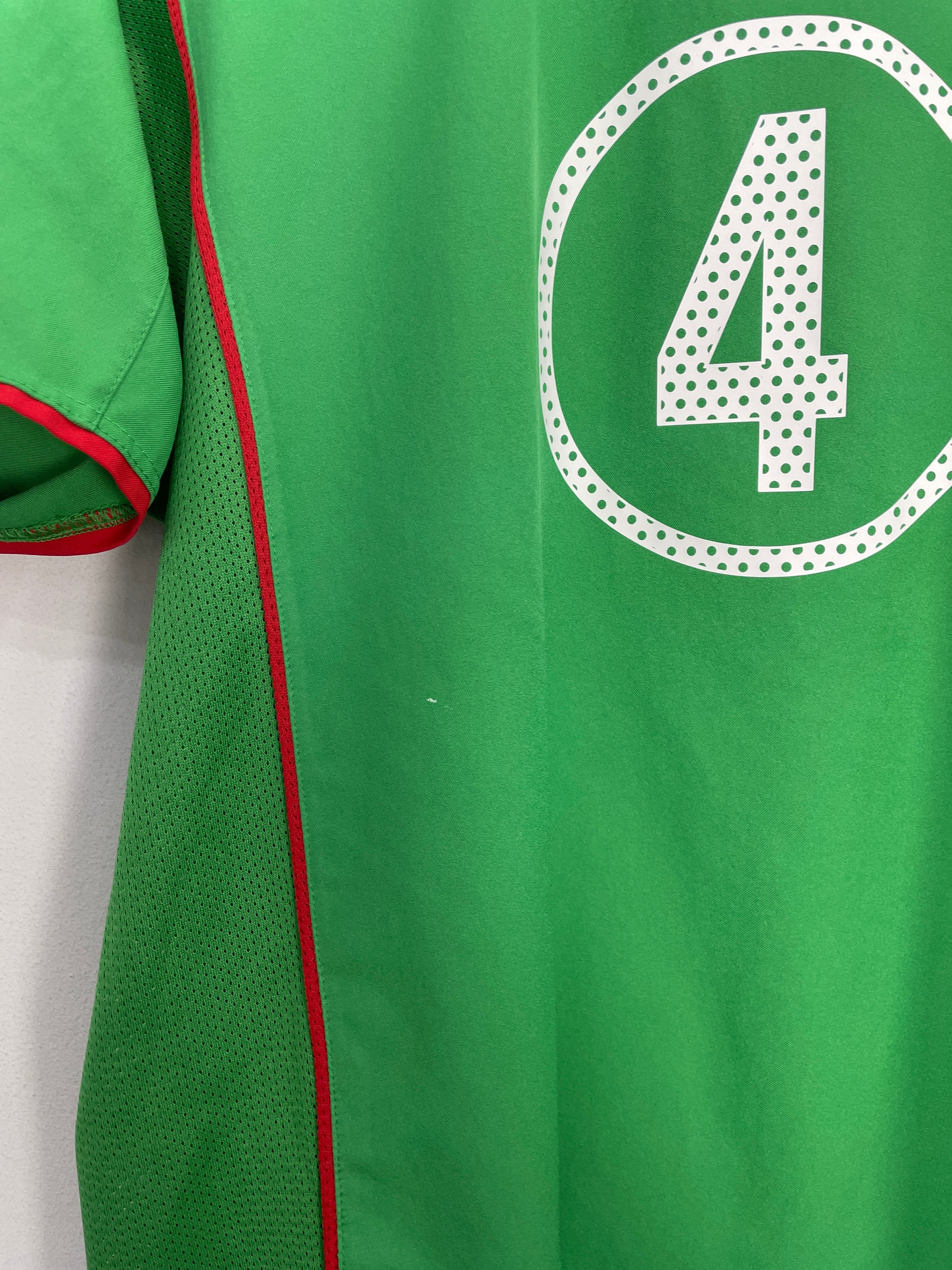 Shop 2004/06 MEXICO MARQUEZ #4 HOME SHIRT (M) NIKE, classic football shirts, vintage football shirts & retro soccer jerseys at Cult Kits