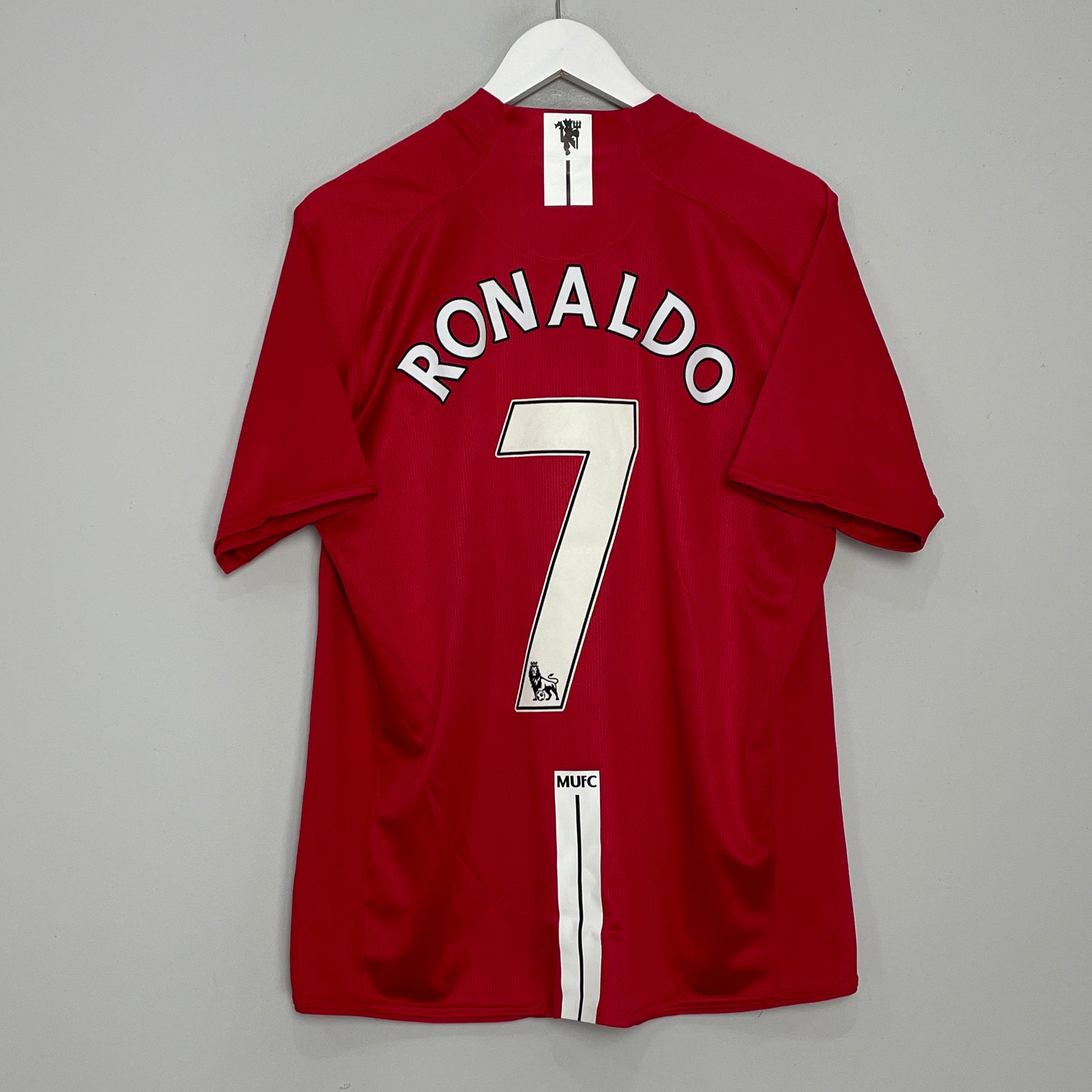 Shop 2007/09 MANCHESTER UNITED RONALDO #7 HOME SHIRT (L) NIKE, classic football shirts, vintage football shirts & retro soccer jerseys at Cult Kits