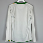 Shop 2006/08 CELTIC L/S AWAY SHIRT (L) NIKE, classic football shirts, vintage football shirts & retro soccer jerseys at Cult Kits