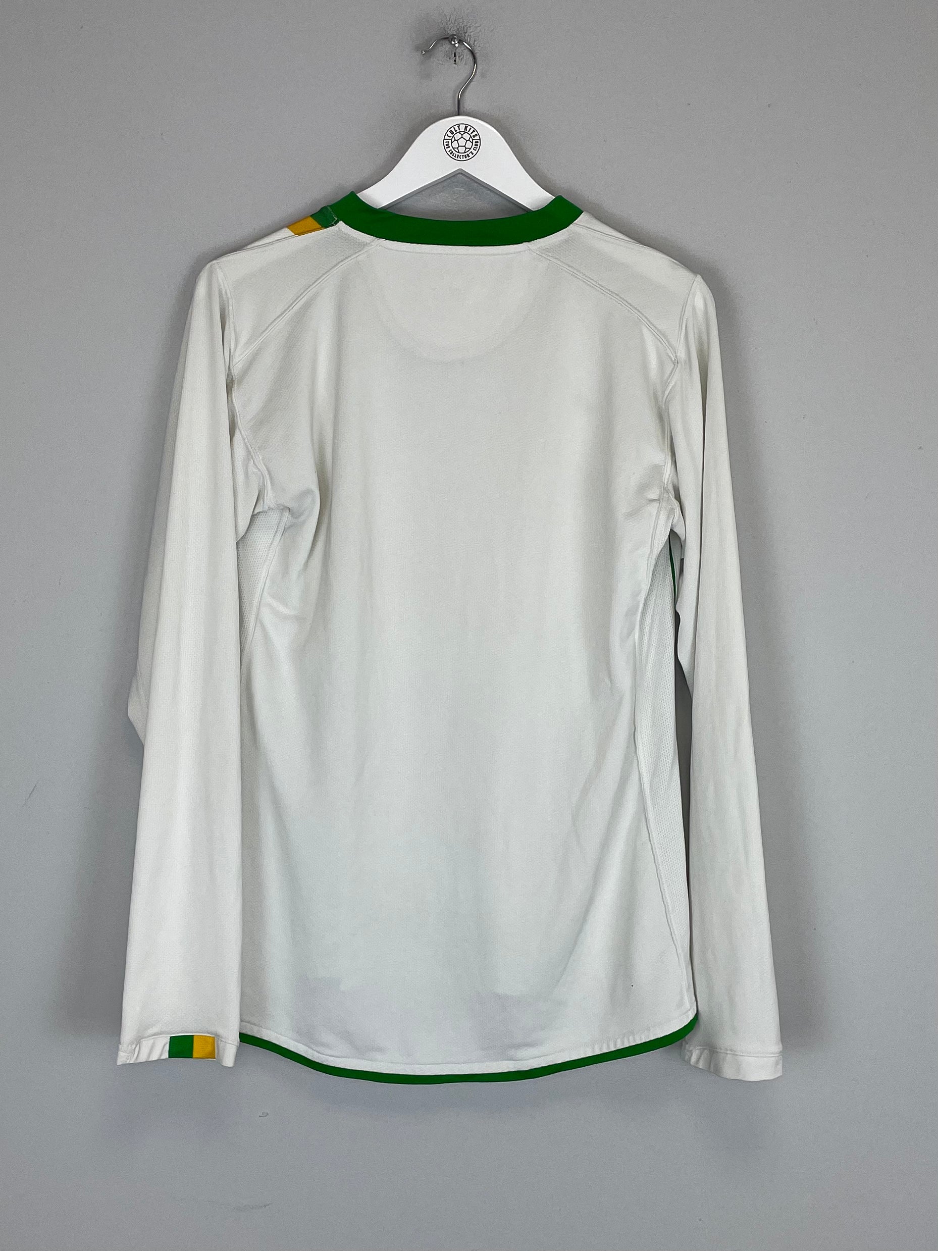 Shop 2006/08 CELTIC L/S AWAY SHIRT (L) NIKE, classic football shirts, vintage football shirts & retro soccer jerseys at Cult Kits
