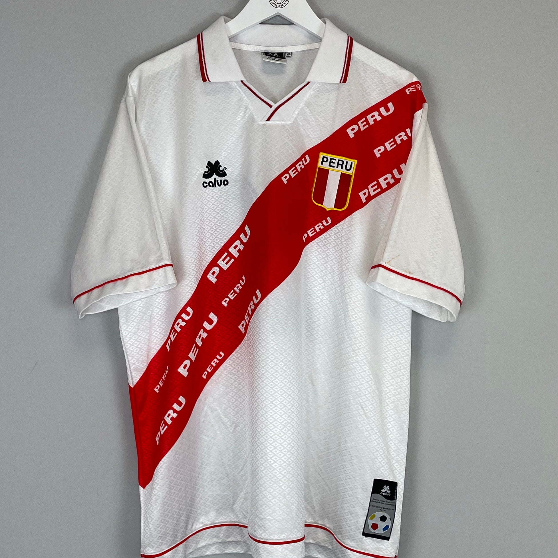 Shop 1986/87 PERU *RE-ISSUE* HOME SHIRT (XL) CALVO, classic football shirts, vintage football shirts & retro soccer jerseys at Cult Kits