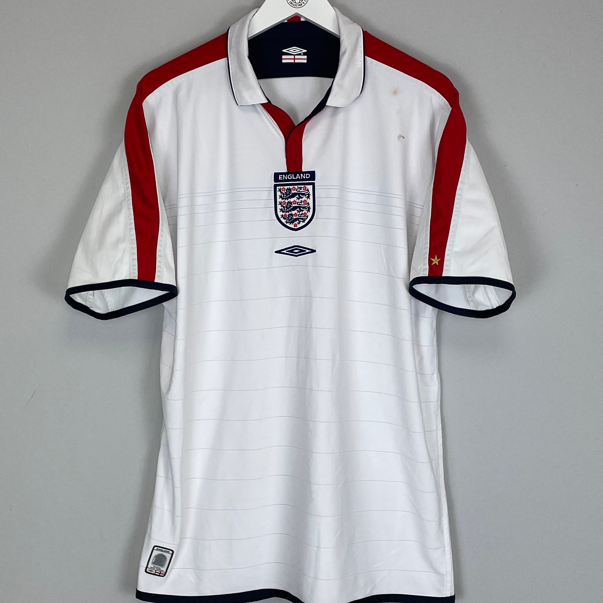Shop 2003/05 ENGLAND HOME SHIRT (XL) UMBRO, classic football shirts, vintage football shirts & retro soccer jerseys at Cult Kits