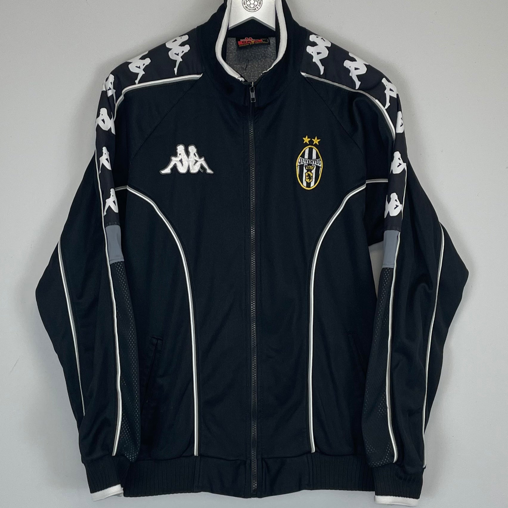 Shop 1998/99 JUVENTUS TRACK JACKET (L) KAPPA, classic football shirts, vintage football shirts & retro soccer jerseys at Cult Kits