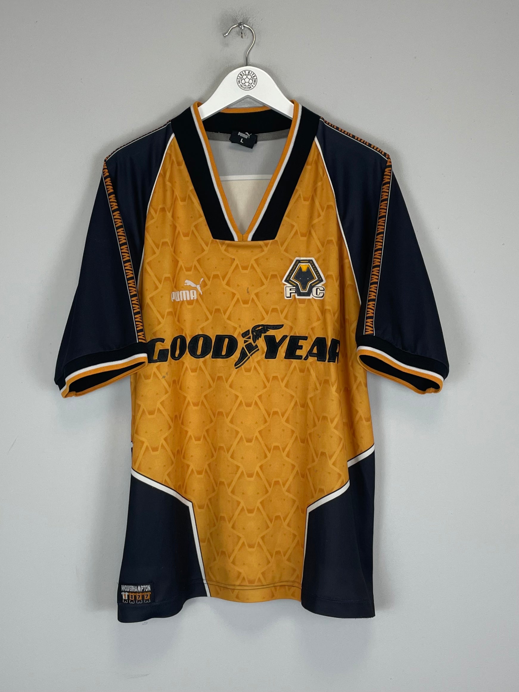 Shop 1996/98 WOLVES HOME SHIRT (L) PUMA, classic football shirts, vintage football shirts & retro soccer jerseys at Cult Kits