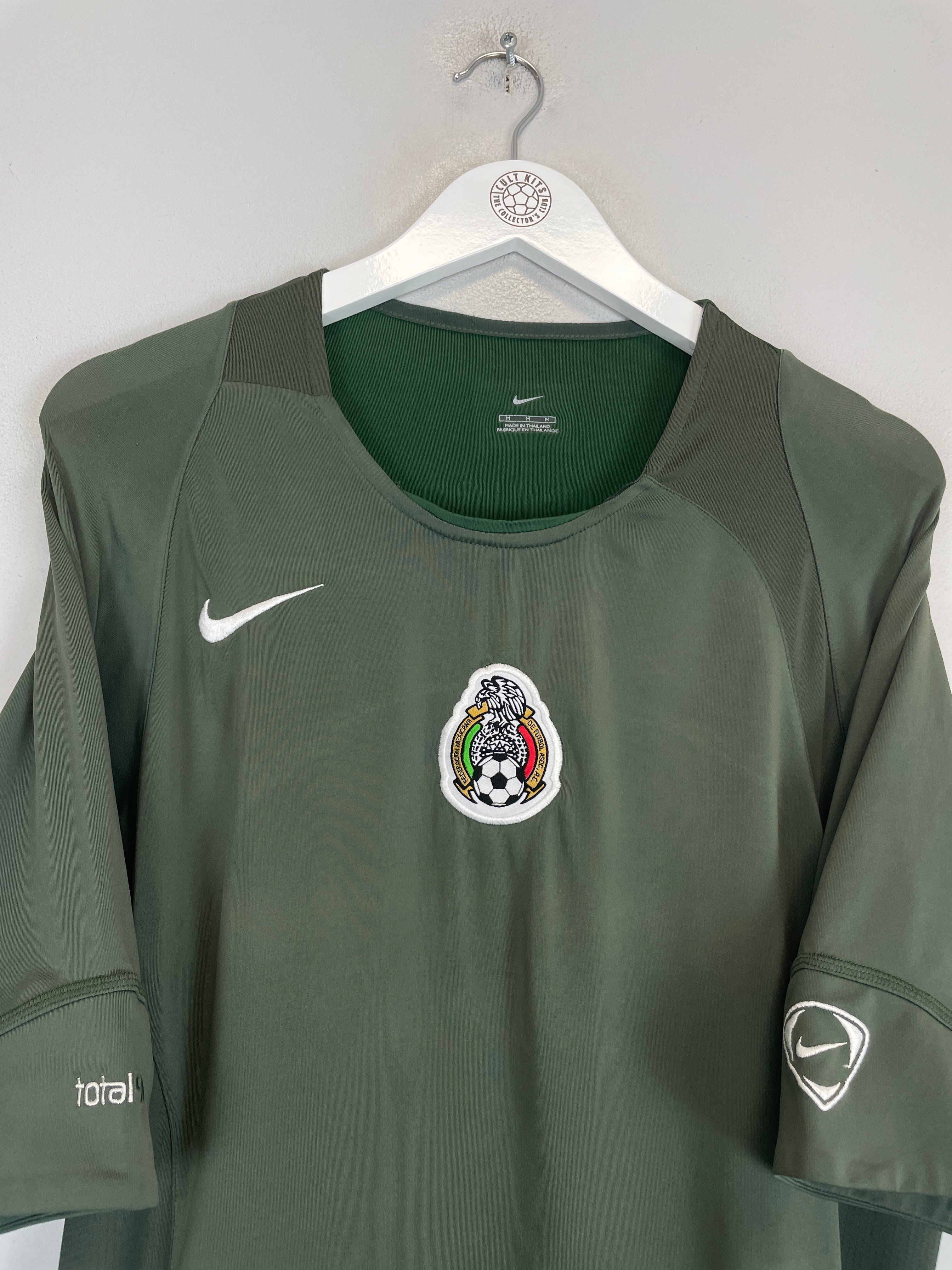 Shop 2003/04 MEXICO TRAINING SHIRT (M) NIKE, classic football shirts, vintage football shirts & retro soccer jerseys at Cult Kits
