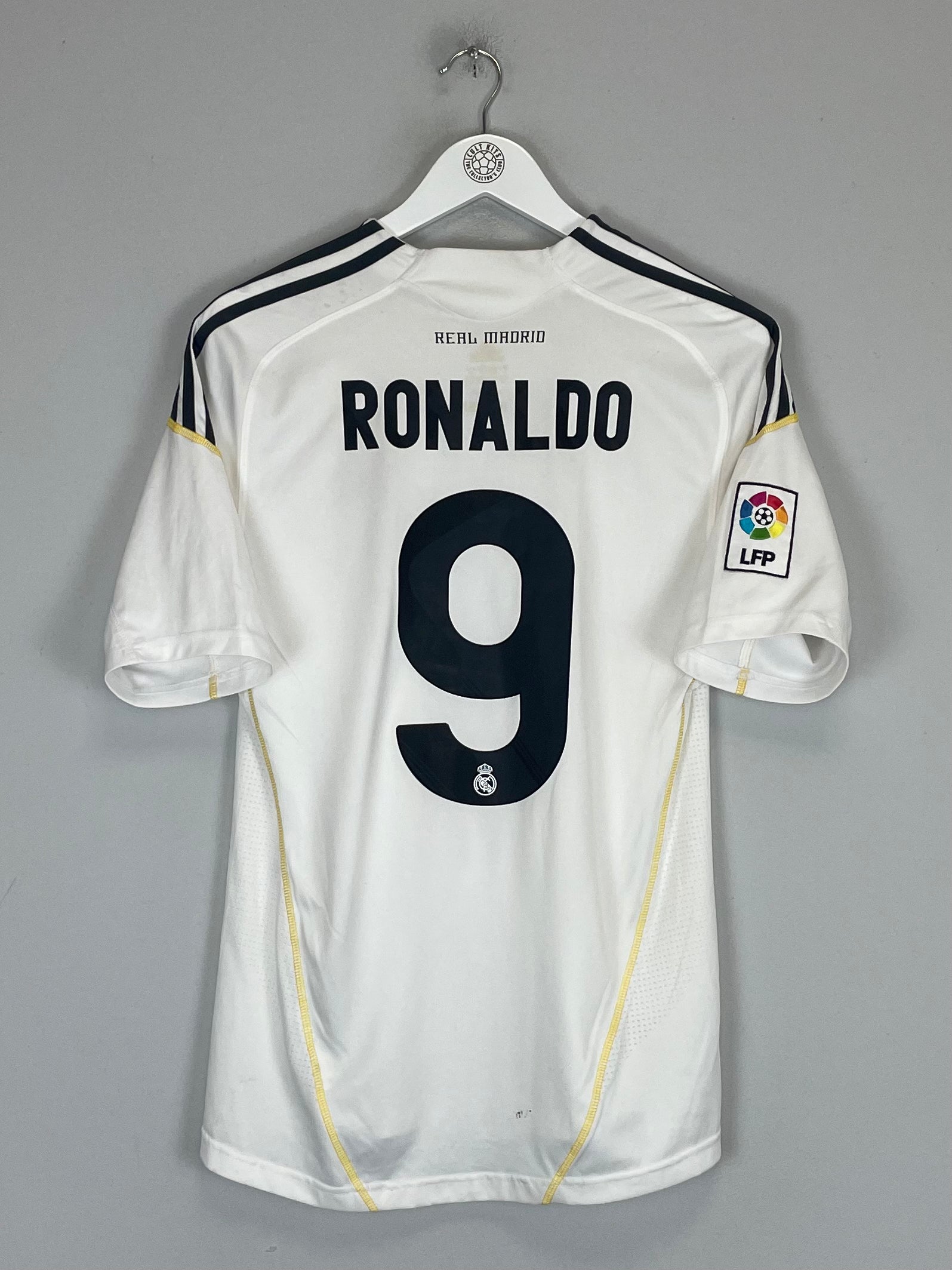 Shop 2009/10 REAL MADRID RONALDO #9 HOME SHIRT (M) ADIDAS, classic football shirts, vintage football shirts & retro soccer jerseys at Cult Kits