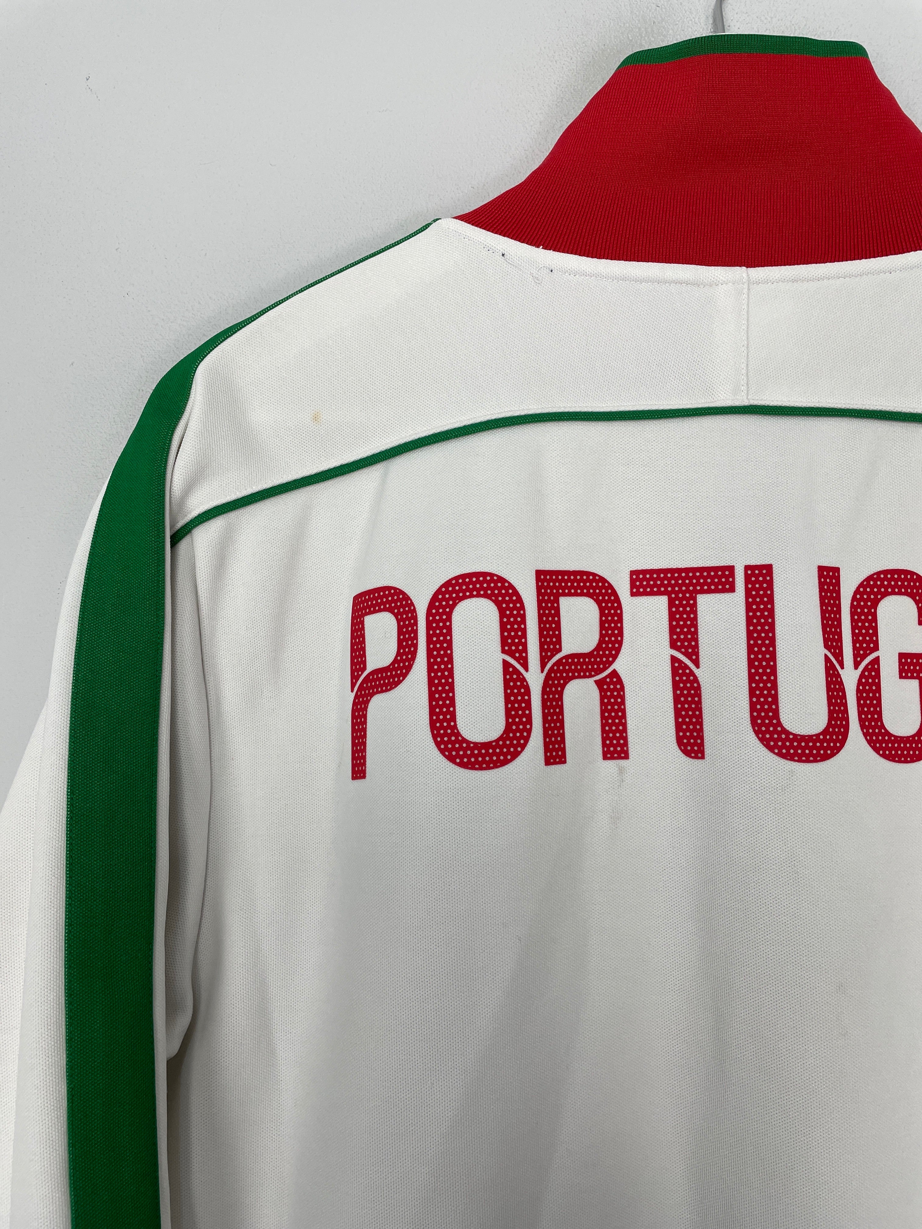 Shop 2010/11 PORTUGAL TRACK JACKET (L) NIKE, classic football shirts, vintage football shirts & retro soccer jerseys at Cult Kits