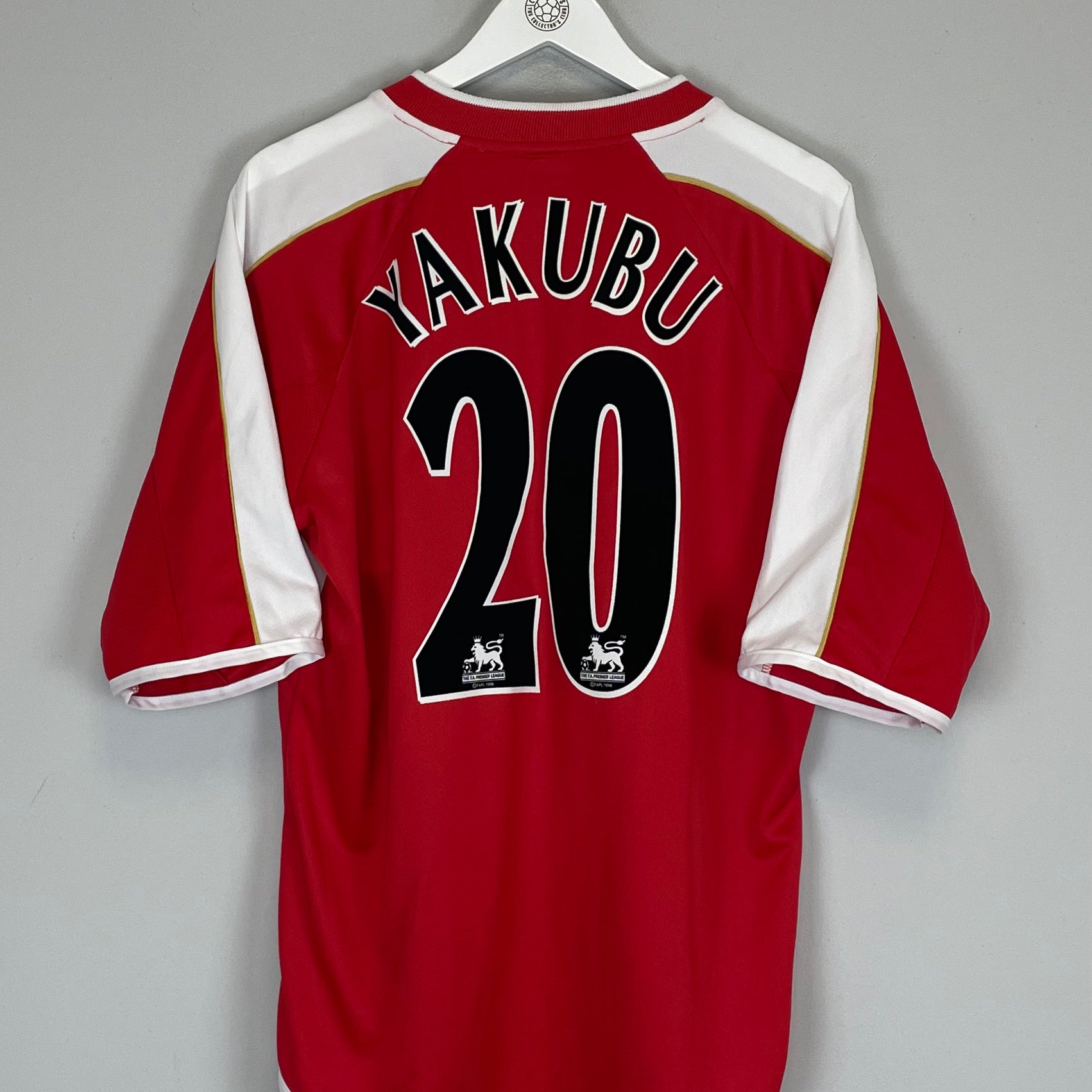 Shop 2006/07 MIDDLESBROUGH YAKUBU #20 HOME SHIRT (XL) ERREA, classic football shirts, vintage football shirts & retro soccer jerseys at Cult Kits