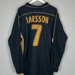 Shop 2003/04 CELTIC LARSSON #7 L/S AWAY SHIRT (XXL) UMBRO, classic football shirts, vintage football shirts & retro soccer jerseys at Cult Kits