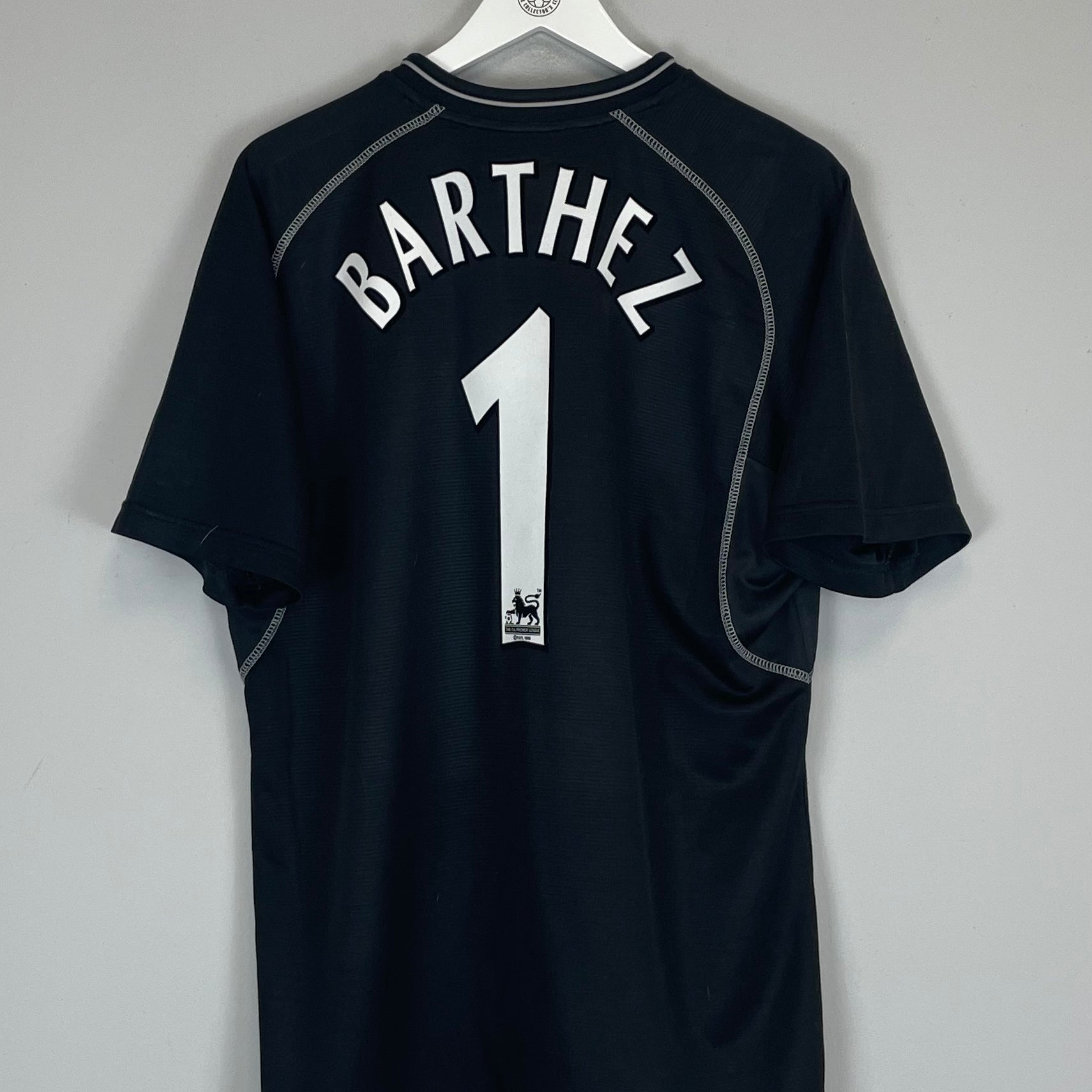 Shop 2000/01 MANCHESTER UNITED BARTHEZ #1 GK SHIRT (L) UMBRO, classic football shirts, vintage football shirts & retro soccer jerseys at Cult Kits
