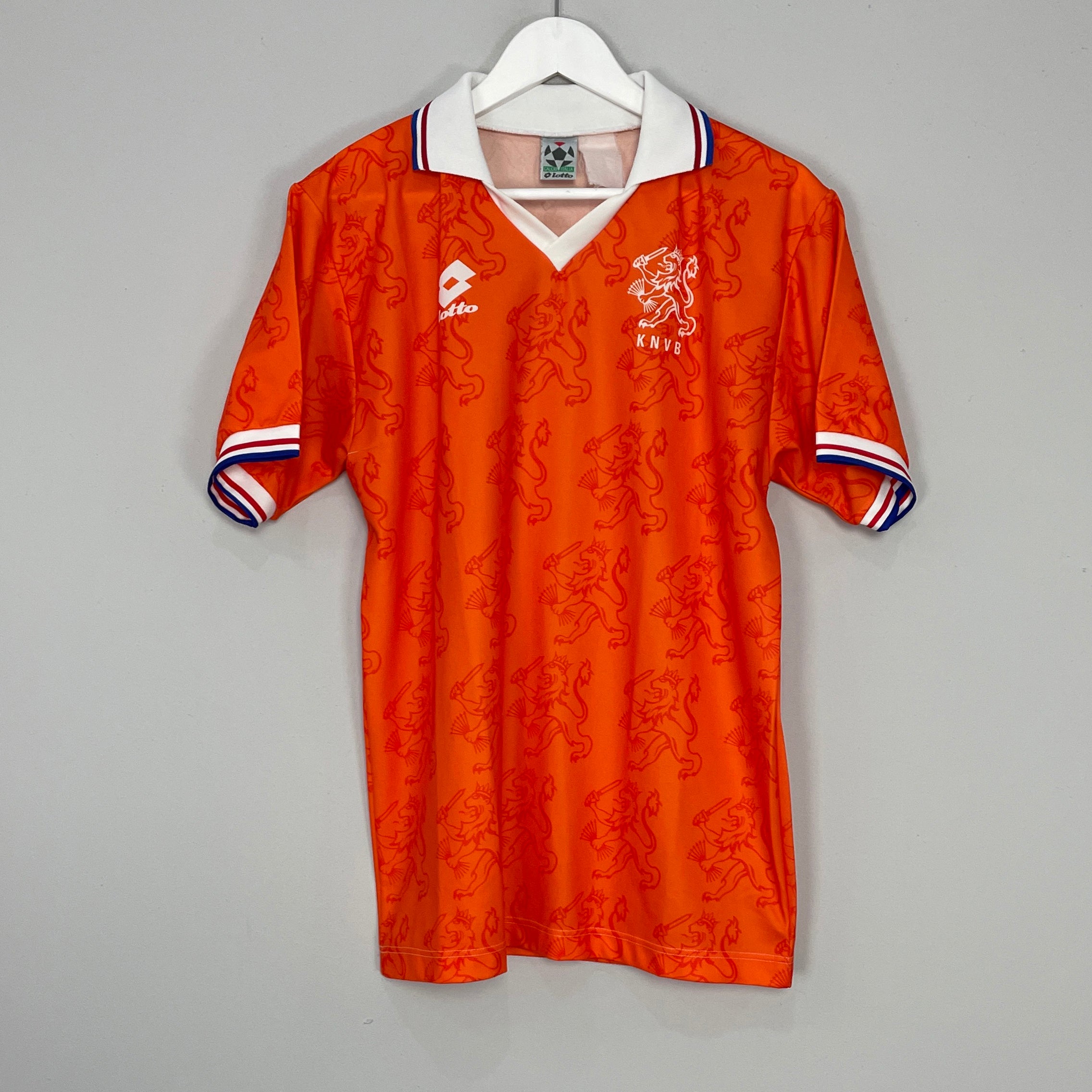 Shop 1994 NETHERLANDS HOME SHIRT (M) LOTTO, classic football shirts, vintage football shirts & retro soccer jerseys at Cult Kits