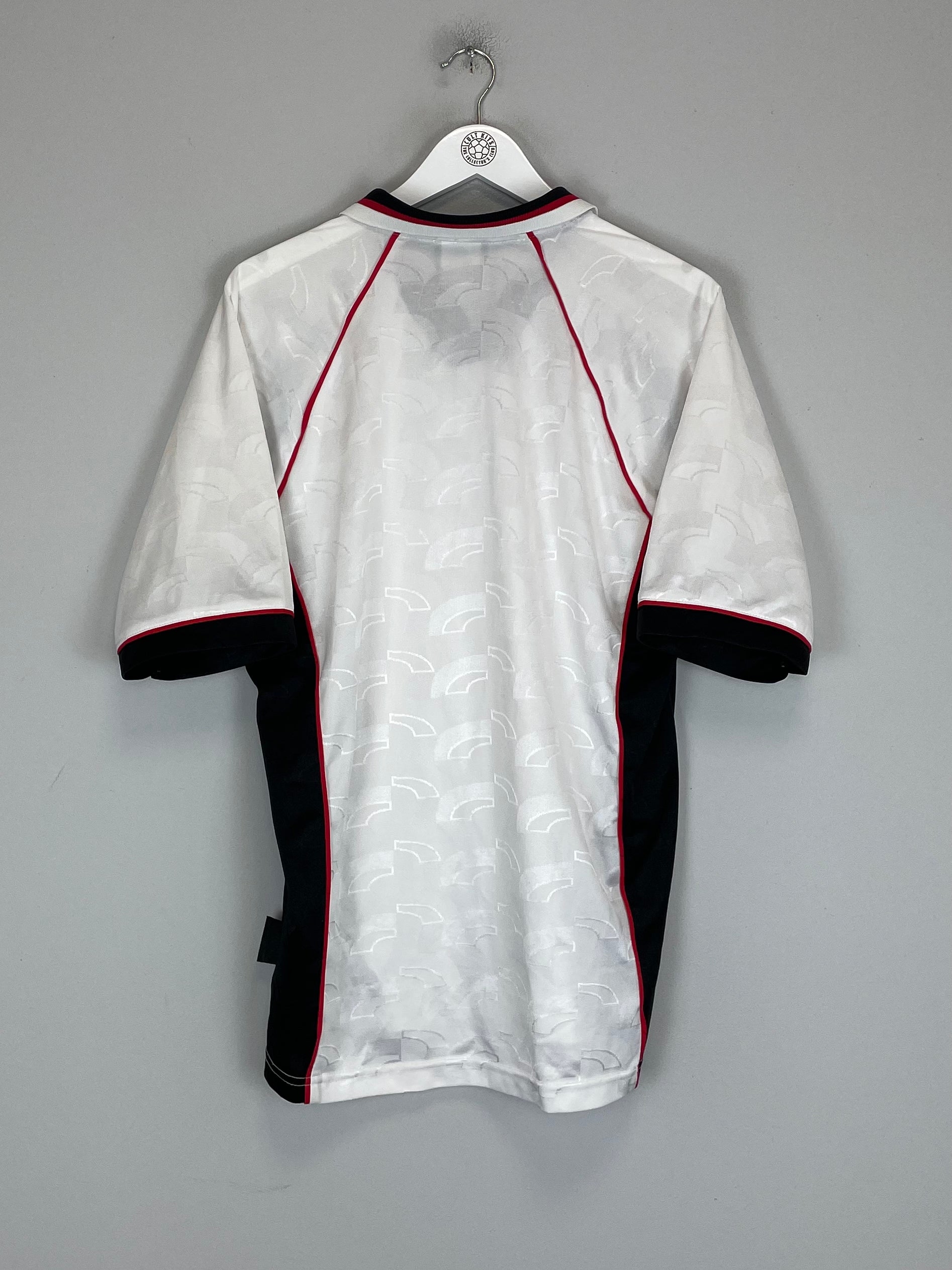 Shop 1998 AUSTRIA HOME SHIRT (M) PUMA, classic football shirts, vintage football shirts & retro soccer jerseys at Cult Kits