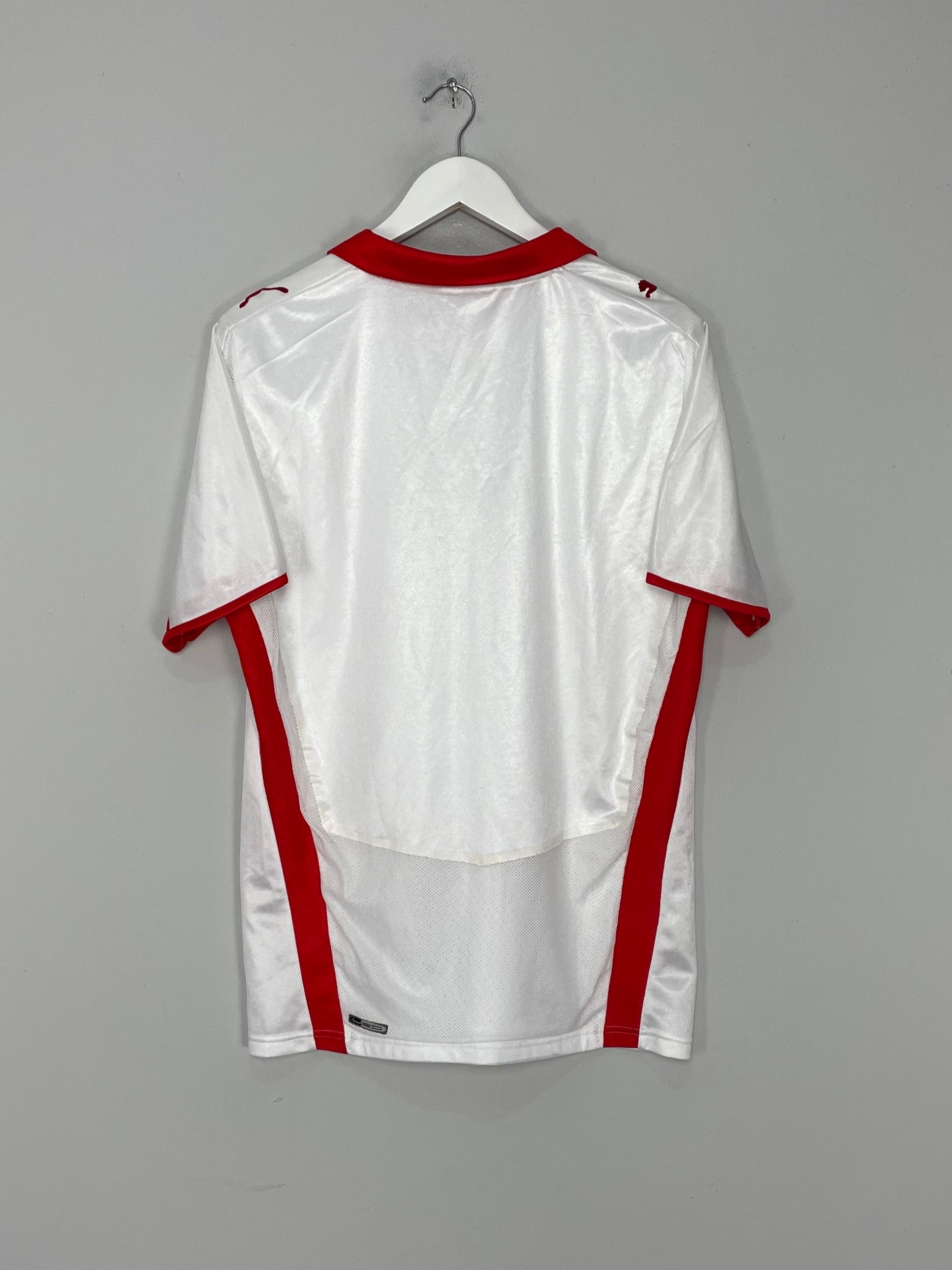 Shop 2008/10 SWITZERLAND AWAY SHIRT (M) PUMA, classic football shirts, vintage football shirts & retro soccer jerseys at Cult Kits