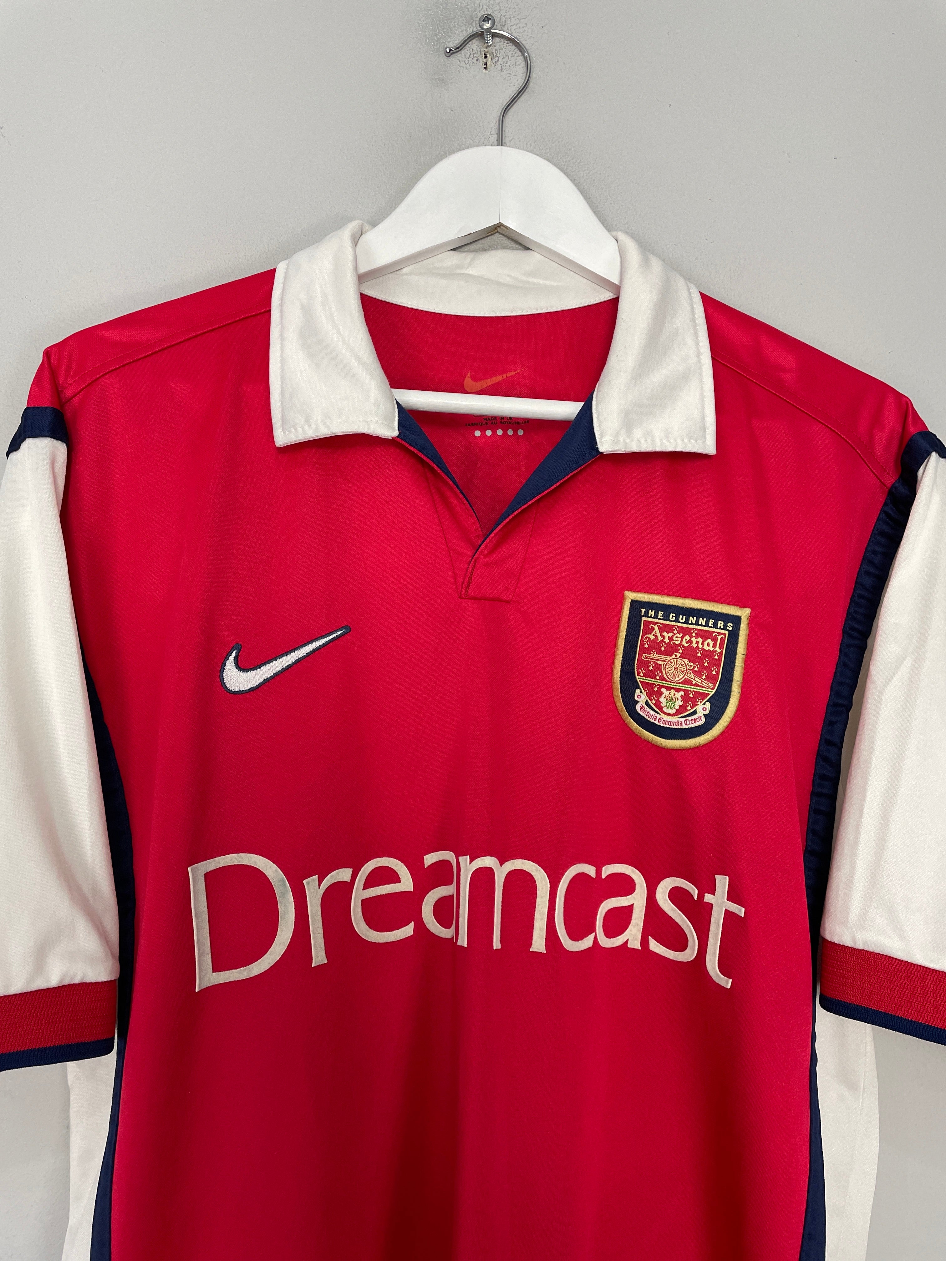 Shop 1999/00 ARSENAL BERGKAMP #10 HOME SHIRT (M) NIKE, classic football shirts, vintage football shirts & retro soccer jerseys at Cult Kits