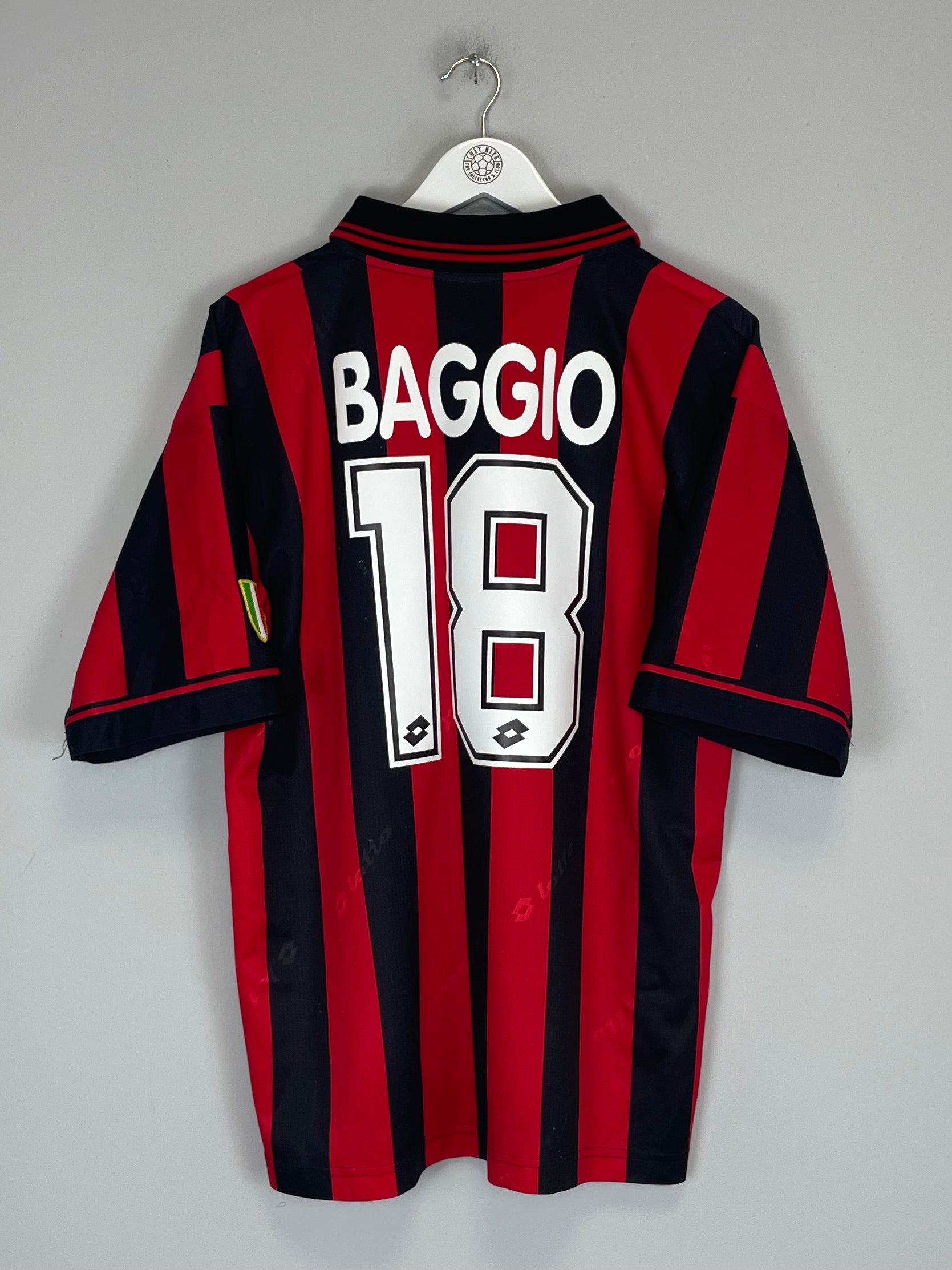 Shop 1997/98 AC MILAN BAGGIO #18 HOME SHIRT (L) LOTTO, classic football shirts, vintage football shirts & retro soccer jerseys at Cult Kits