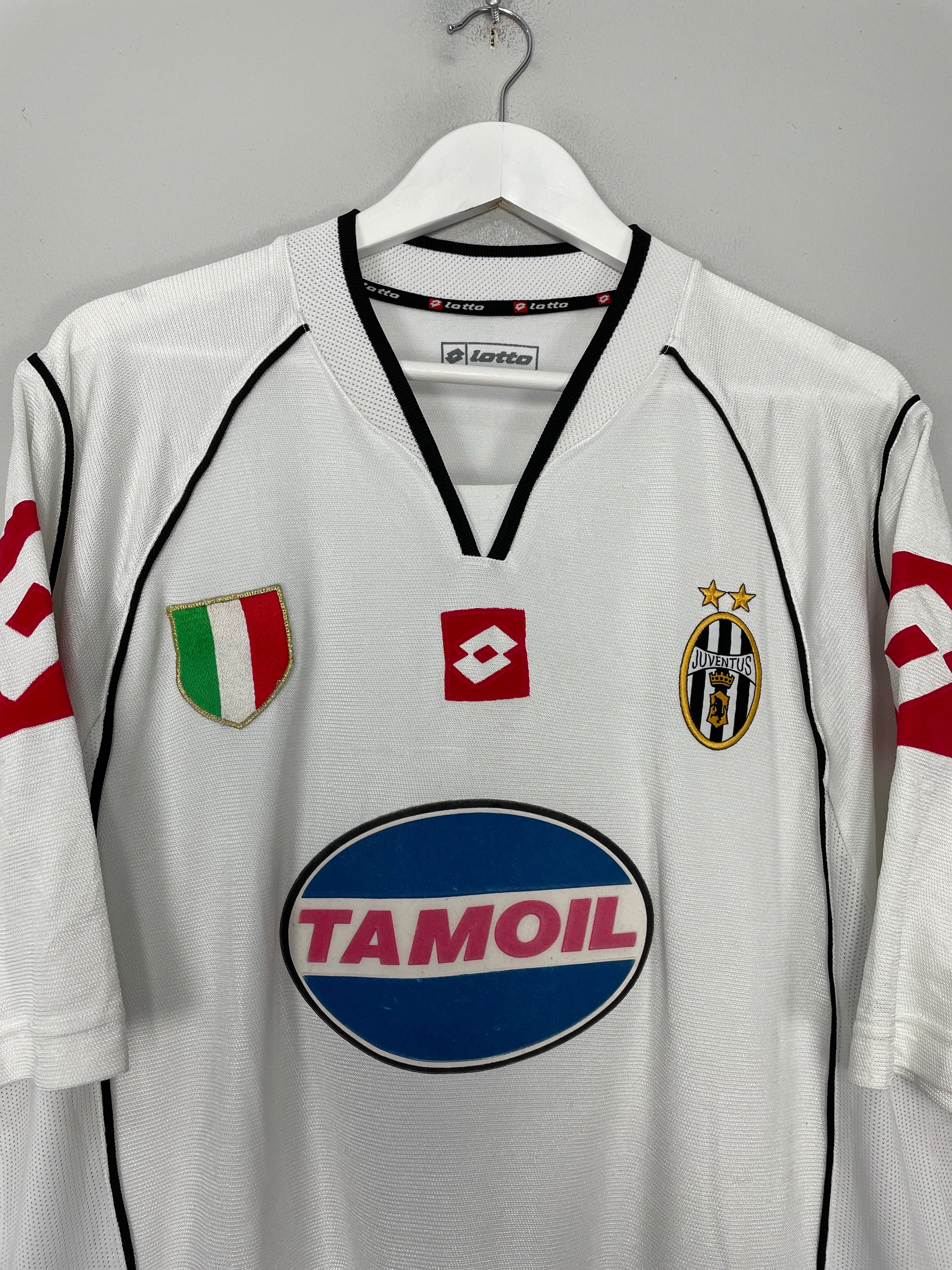 Shop 2002/03 JUVENTUS DEL PIERO #10 AWAY SHIRT (XL) LOTTO, classic football shirts, vintage football shirts & retro soccer jerseys at Cult Kits