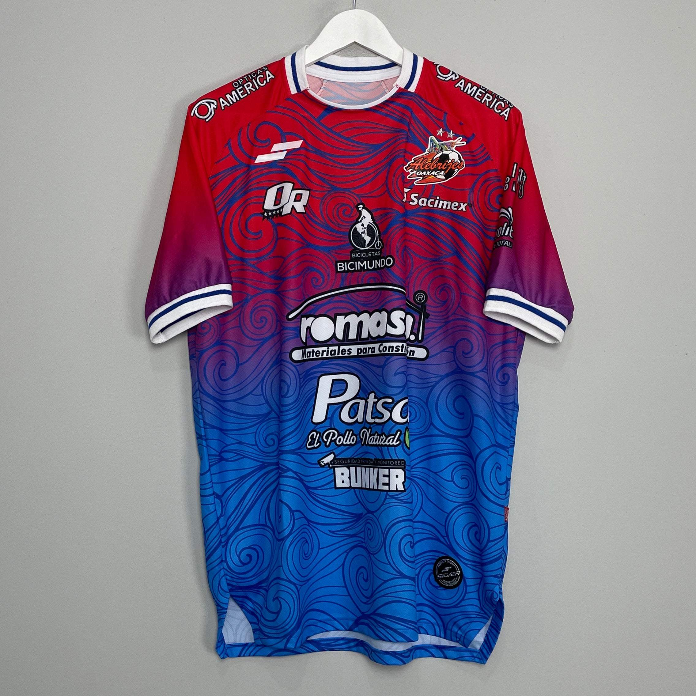 Shop 2021/22 ALEBRIJES DE OAXACA THIRD SHIRT (XL) SILVER, classic football shirts, vintage football shirts & retro soccer jerseys at Cult Kits