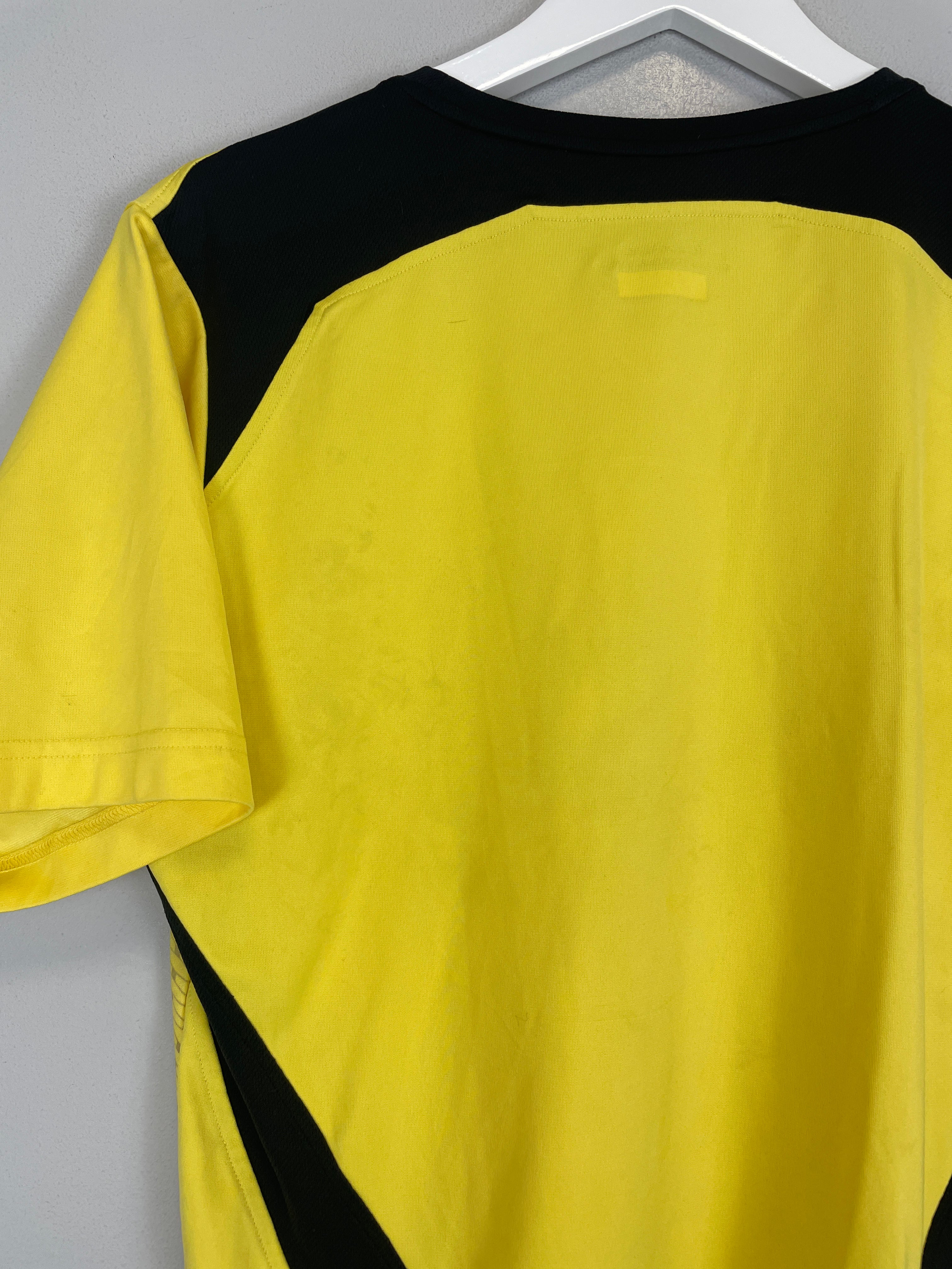 Shop 2004/06 LIVERPOOL AWAY SHIRT (S) REEBOK, classic football shirts, vintage football shirts & retro soccer jerseys at Cult Kits
