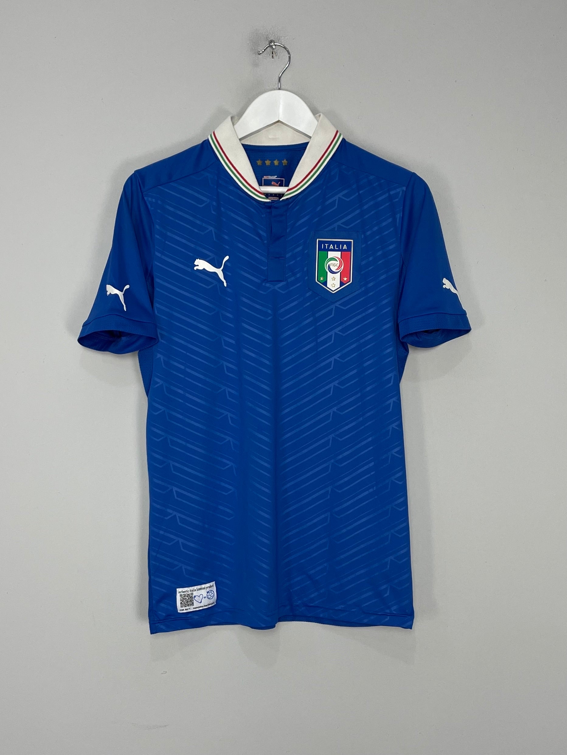 Shop 2012/13 ITALY HOME SHIRT (M) PUMA, classic football shirts, vintage football shirts & retro soccer jerseys at Cult Kits