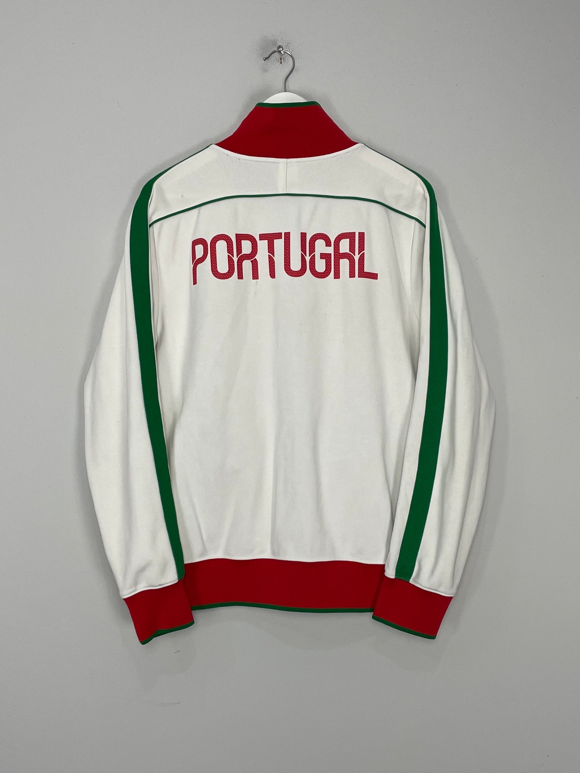 Shop 2010/11 PORTUGAL TRACK JACKET (L) NIKE, classic football shirts, vintage football shirts & retro soccer jerseys at Cult Kits