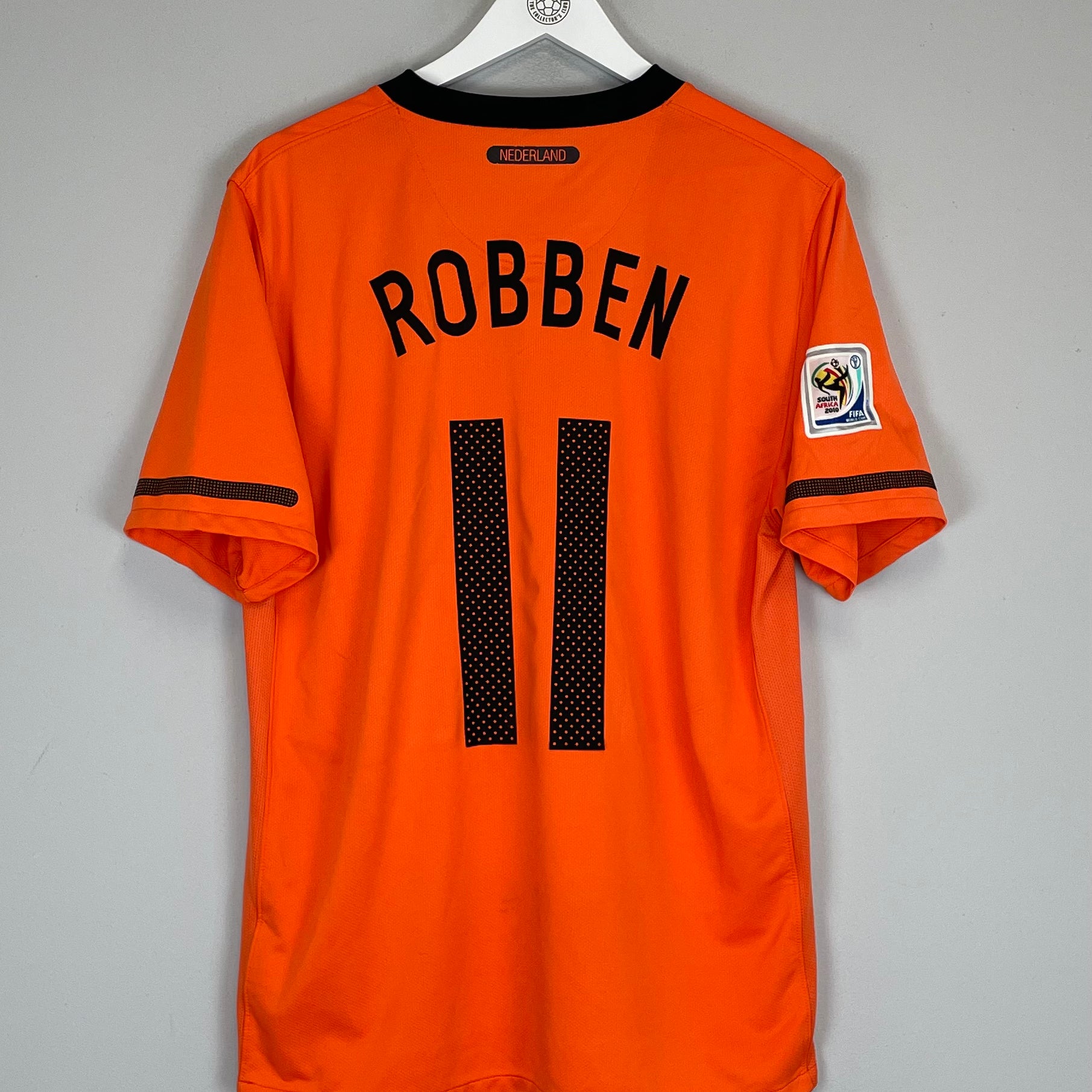 Shop 2010/11 NETHERLANDS ROBBEN #11 HOME SHIRT (L) NIKE, classic football shirts, vintage football shirts & retro soccer jerseys at Cult Kits