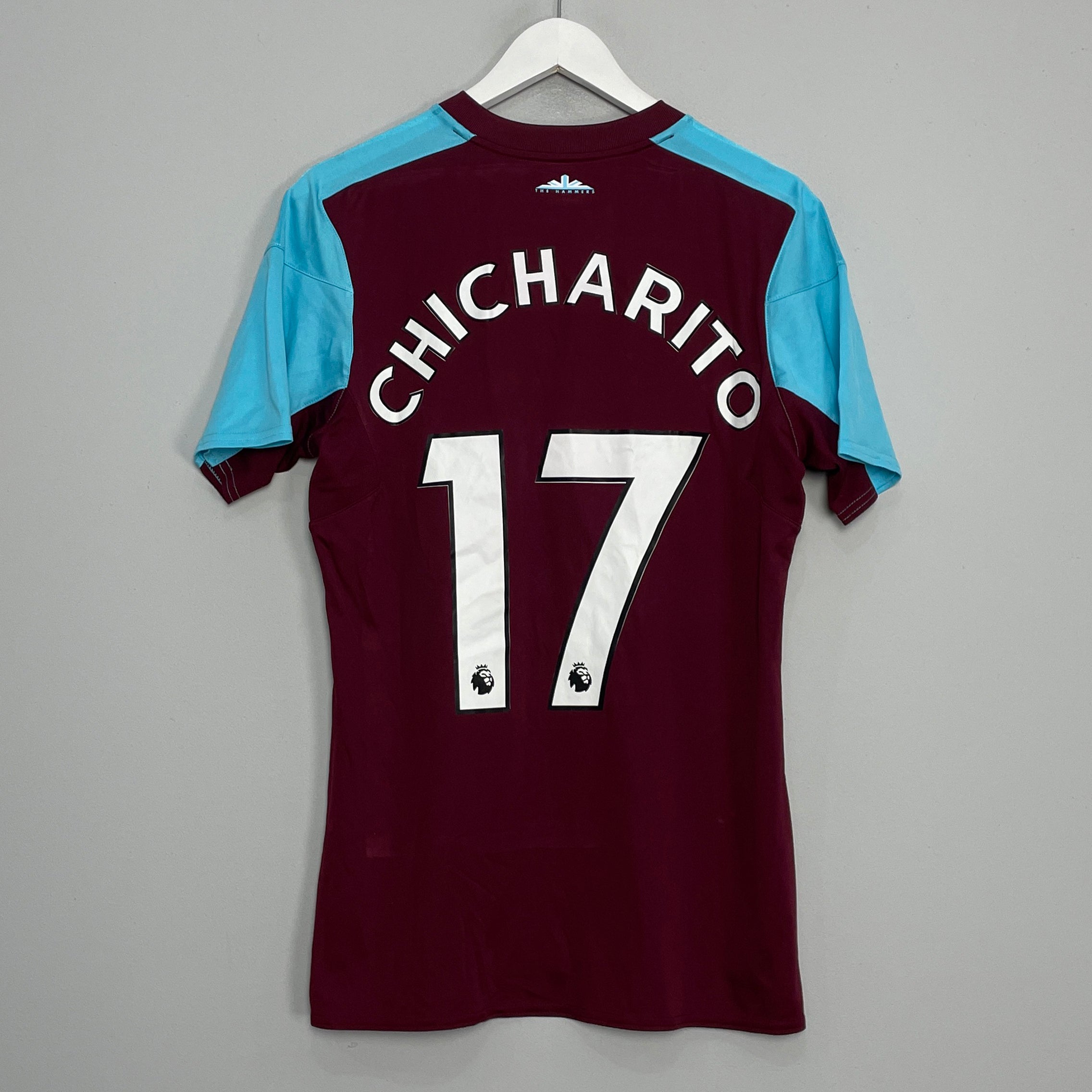 Shop 2017/18 WEST HAM CHICHARITO #17 HOME SHIRT (M) UMBRO, classic football shirts, vintage football shirts & retro soccer jerseys at Cult Kits