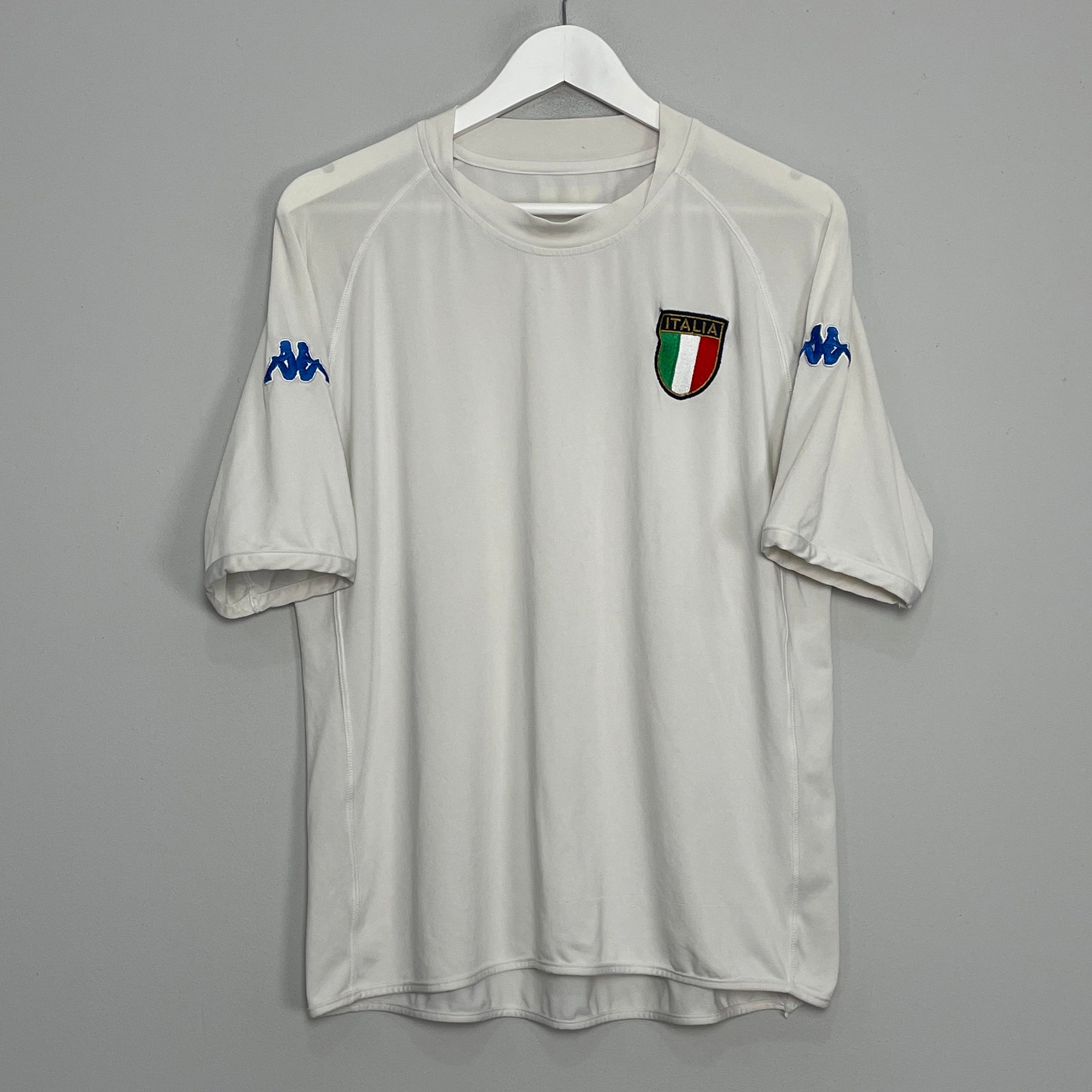Shop 2001/03 ITALY AWAY SHIRT (M) KAPPA, classic football shirts, vintage football shirts & retro soccer jerseys at Cult Kits