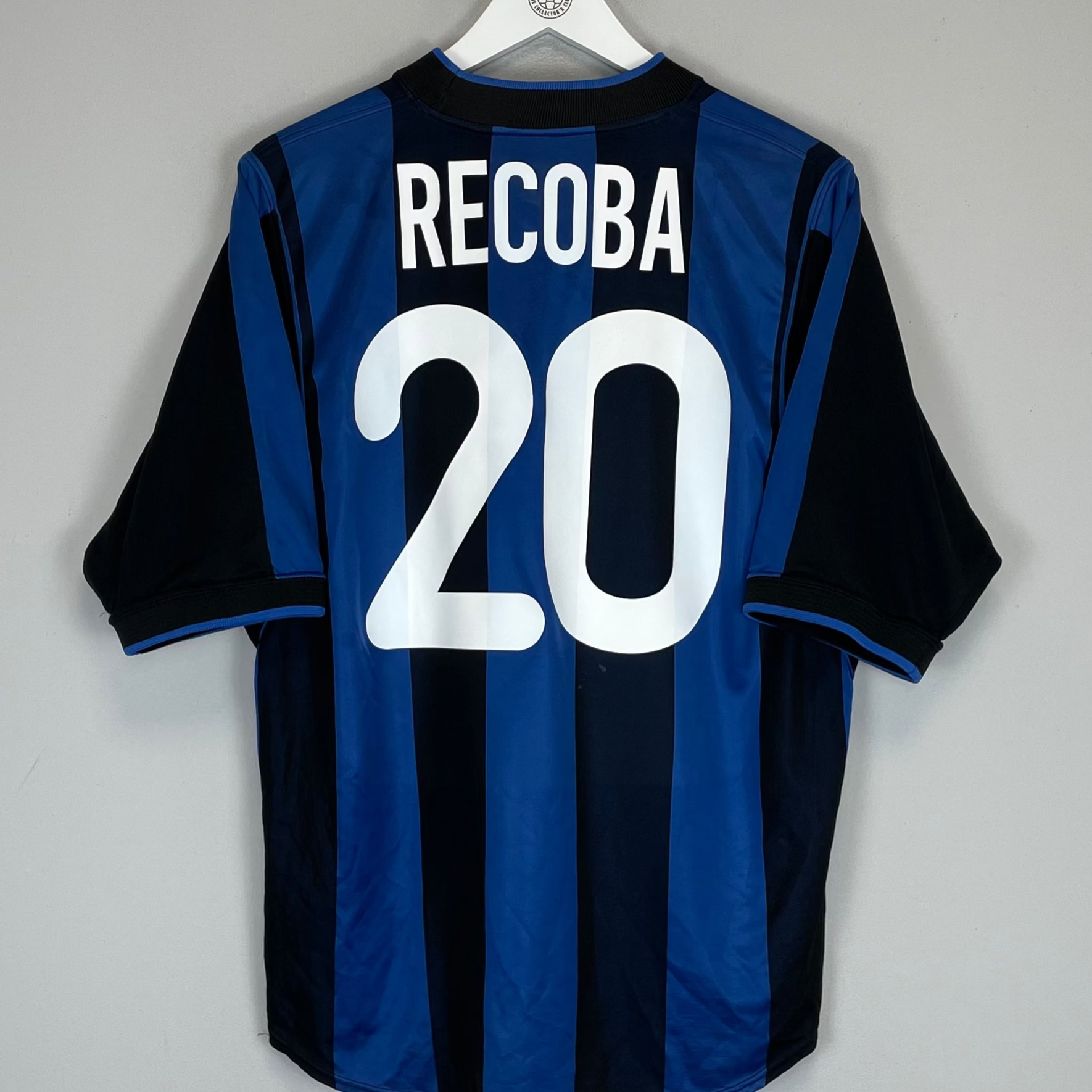 Shop 1999/00 INTER MILAN RECOBA #20 HOME SHIRT (M) NIKE, classic football shirts, vintage football shirts & retro soccer jerseys at Cult Kits