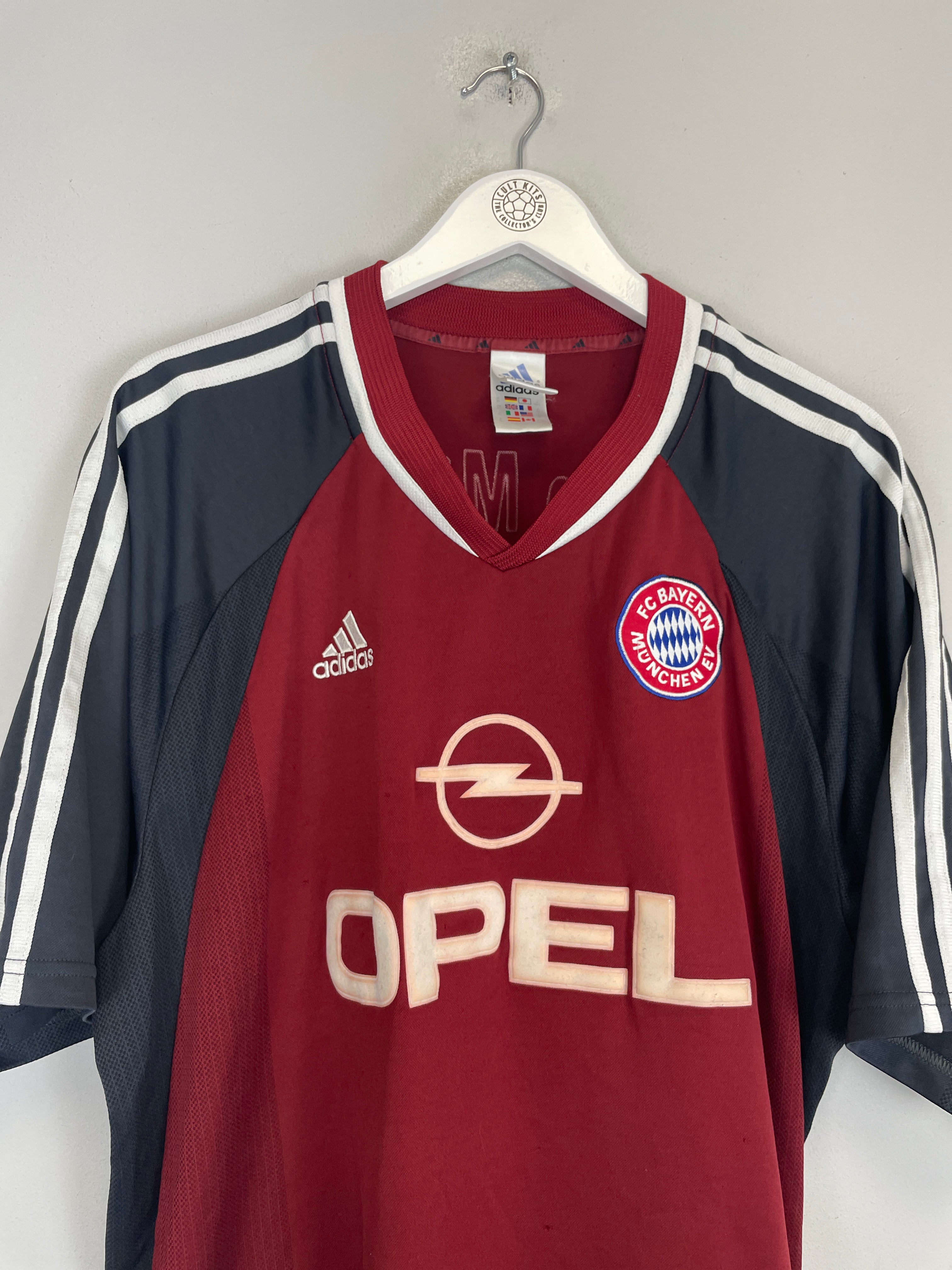 Shop 2001/02 BAYERN MUNICH HOME SHIRT (XL) ADIDAS, classic football shirts, vintage football shirts & retro soccer jerseys at Cult Kits