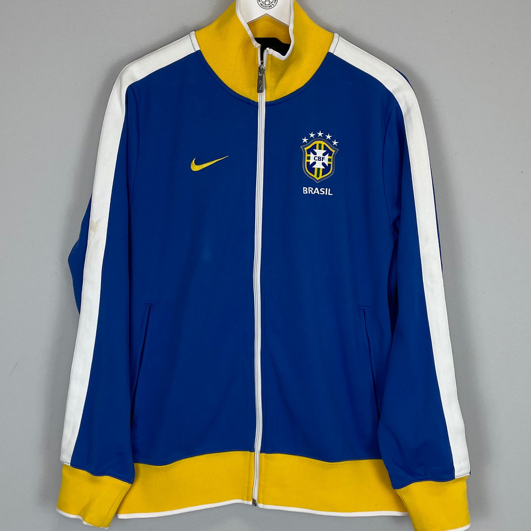 Shop 2010/11 BRAZIL TRACK JACKET (L) NIKE, classic football shirts, vintage football shirts & retro soccer jerseys at Cult Kits