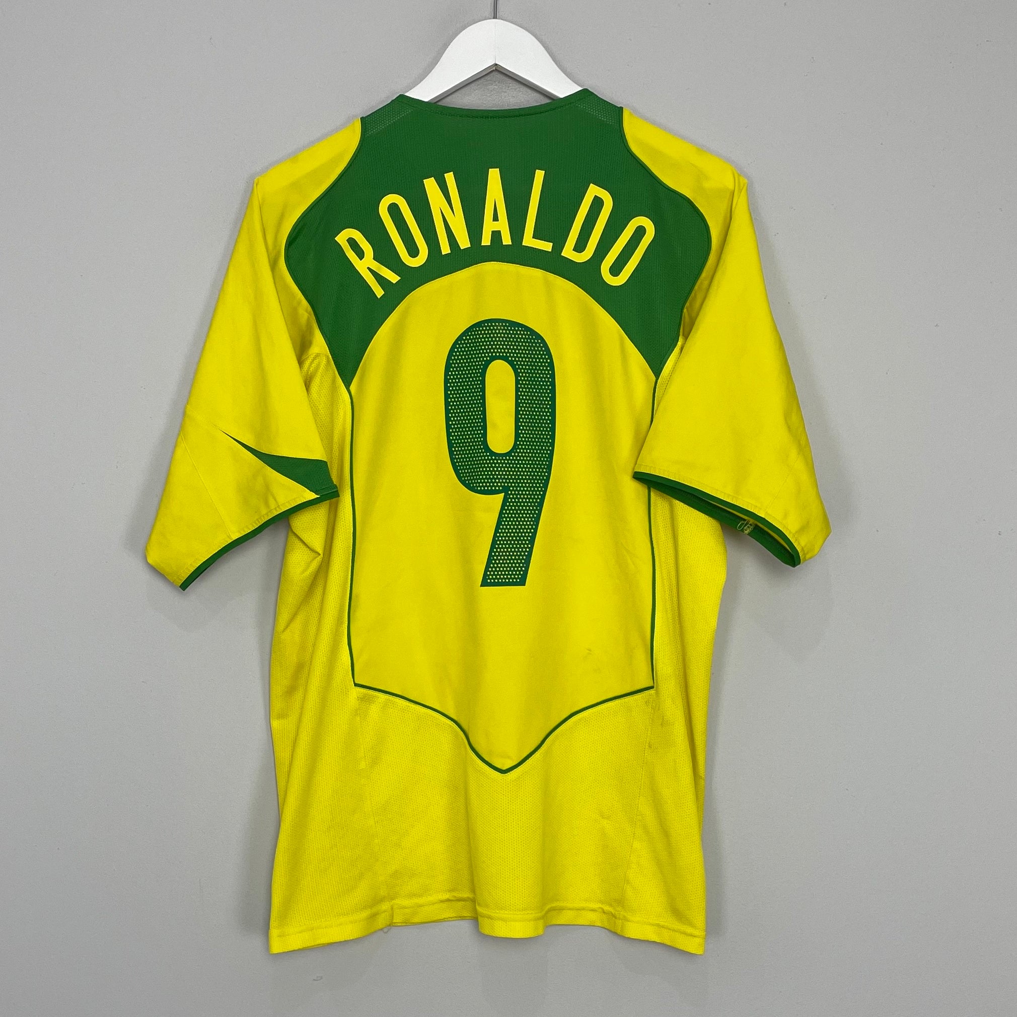 Shop 2004/06 BRAZIL RONALDO #9 HOME SHIRT (M) NIKE, classic football shirts, vintage football shirts & retro soccer jerseys at Cult Kits