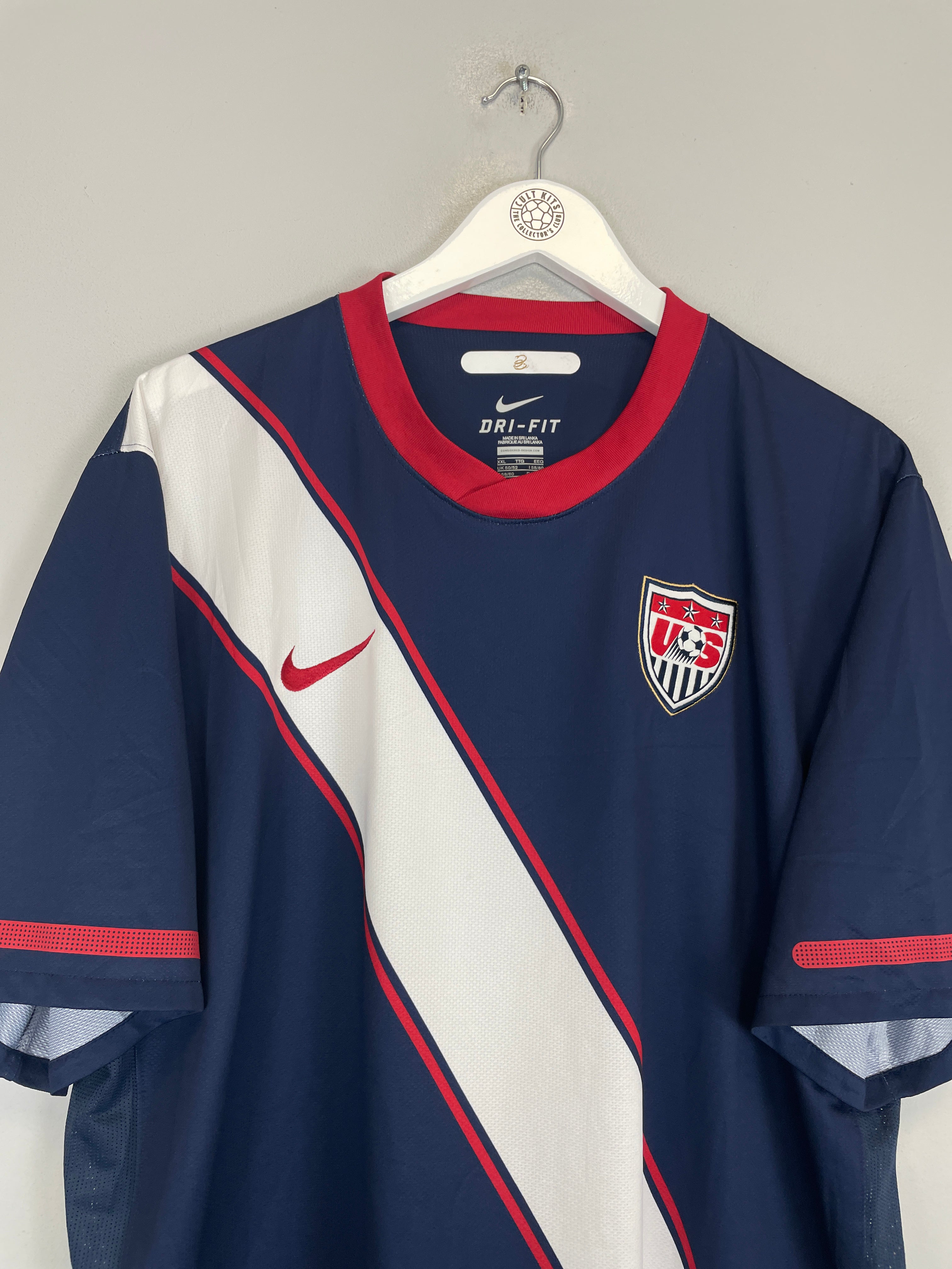 Shop 2010/11 USA AWAY SHIRT (XXL) NIKE, classic football shirts, vintage football shirts & retro soccer jerseys at Cult Kits