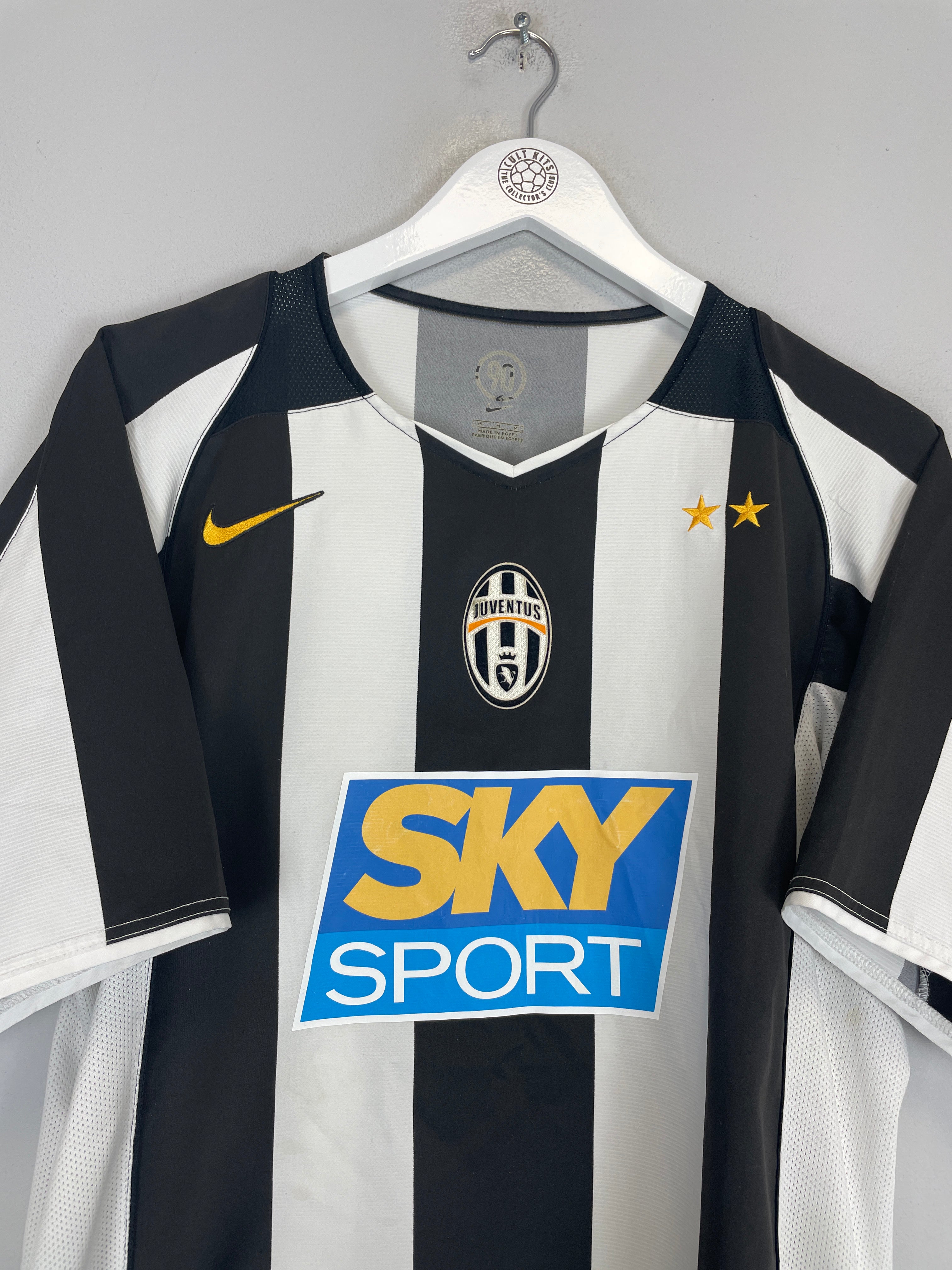 Shop 2004/05 JUVENTUS DEL PIERO #10 HOME SHIRT (M) NIKE, classic football shirts, vintage football shirts & retro soccer jerseys at Cult Kits
