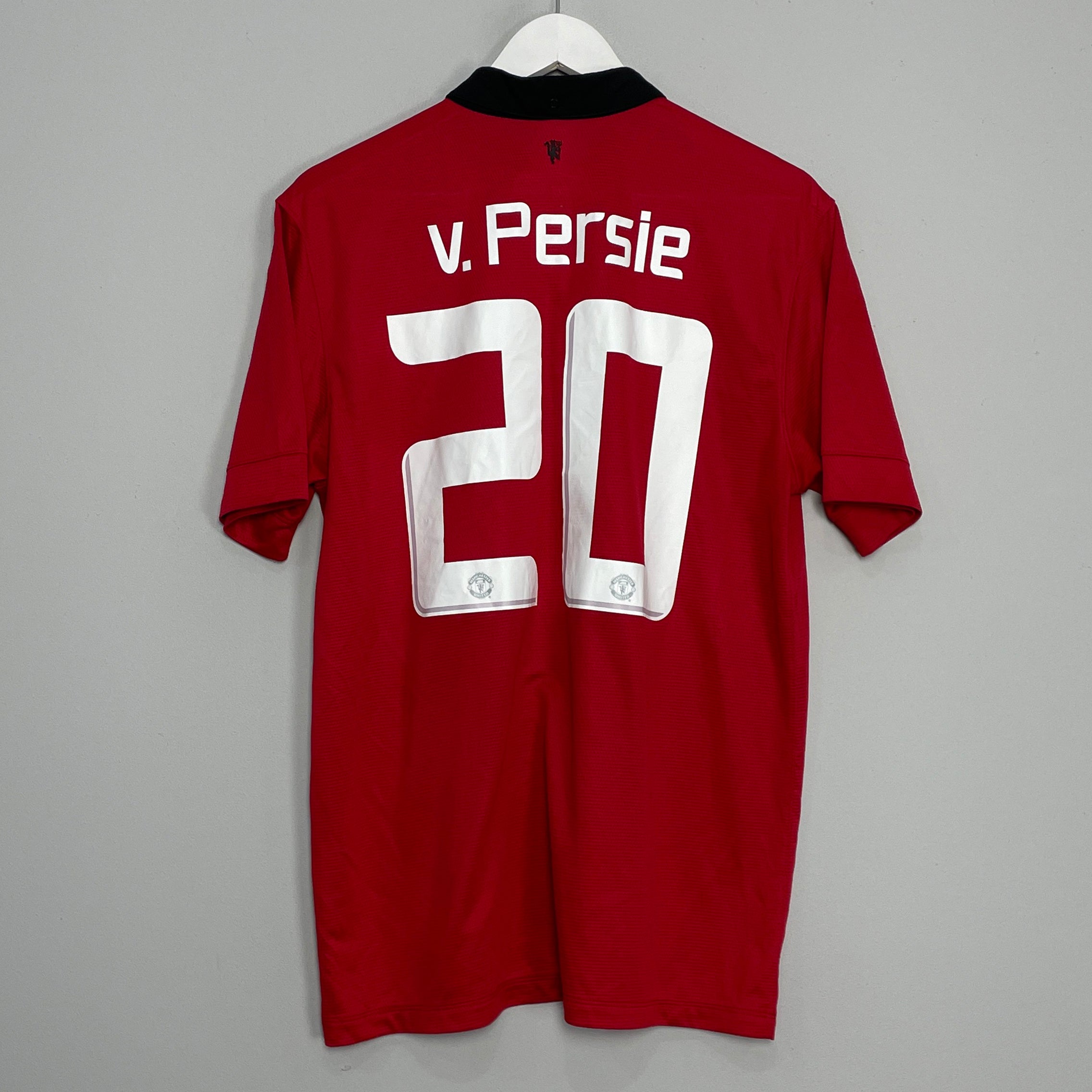 Shop 2013/14 MANCHESTER UNITED V.PERSIE #20 HOME SHIRT (L) NIKE, classic football shirts, vintage football shirts & retro soccer jerseys at Cult Kits