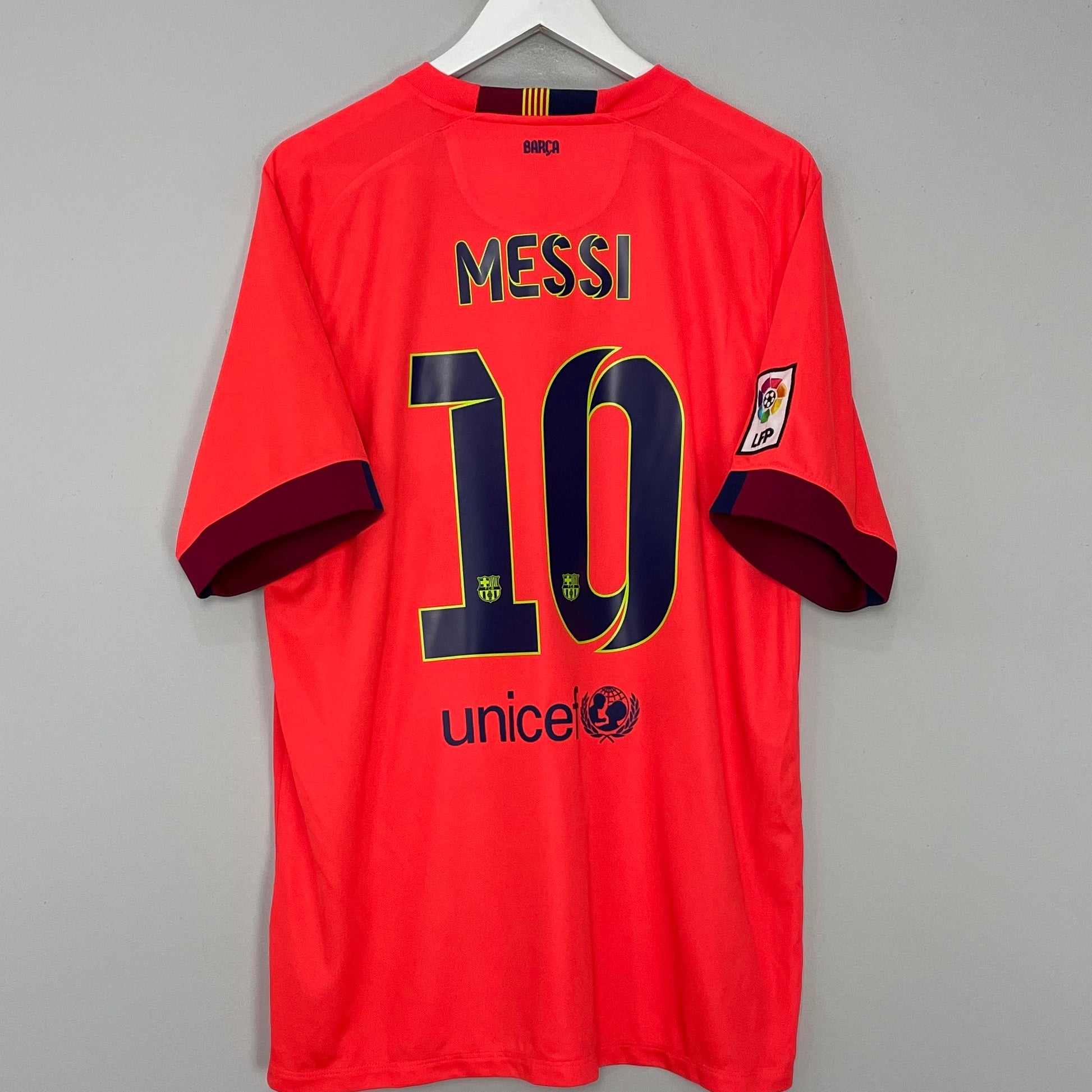 Shop 2014/15 BARCELONA MESSI #10 AWAY SHIRT (XL) NIKE, classic football shirts, vintage football shirts & retro soccer jerseys at Cult Kits