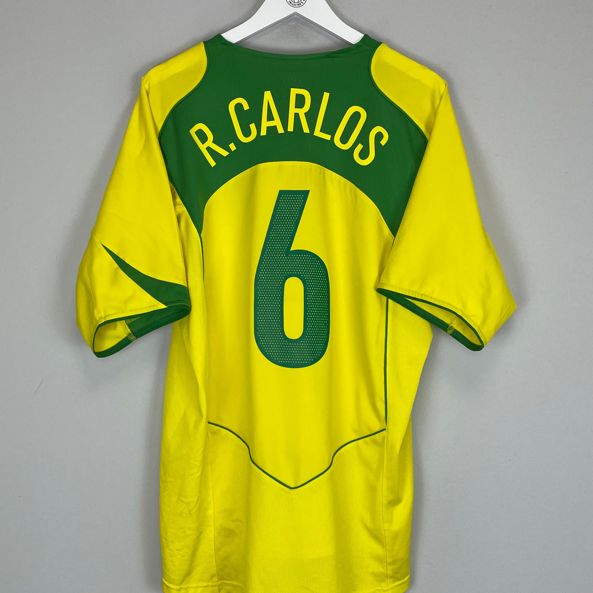 Shop 2004/06 BRAZIL R.CARLOS #6 HOME SHIRT (XL) NIKE, classic football shirts, vintage football shirts & retro soccer jerseys at Cult Kits
