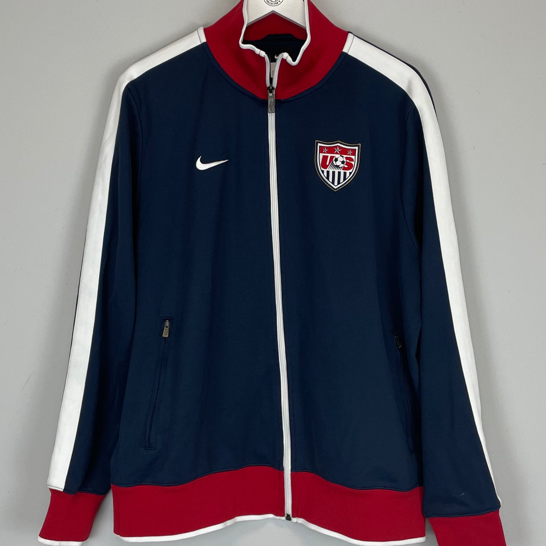 Shop 2010/11 USA TRACK TOP (XL) NIKE, classic football shirts, vintage football shirts & retro soccer jerseys at Cult Kits