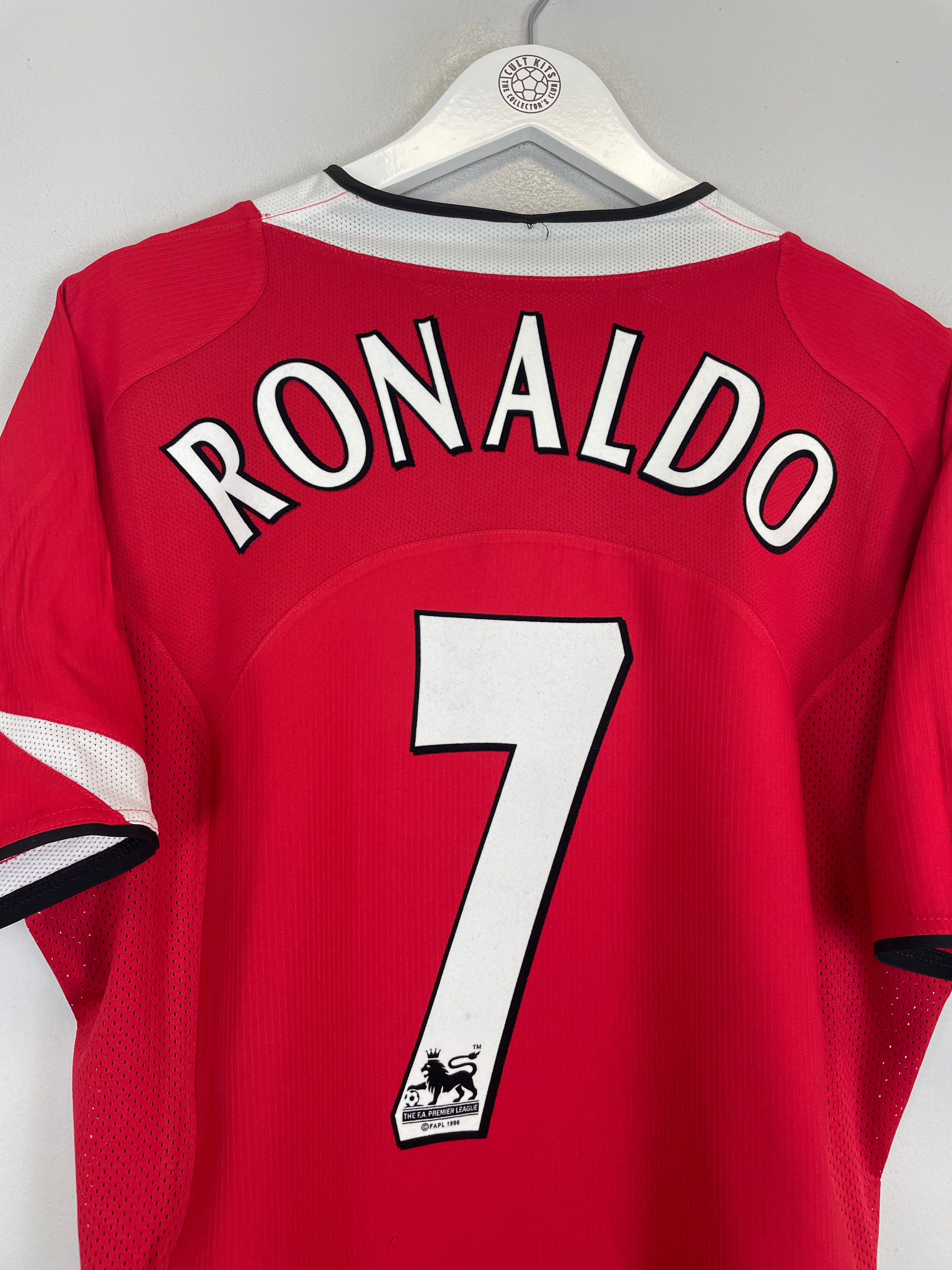 Shop 2004/05 MANCHESTER UNITED RONALDO #7 HOME SHIRT (L) NIKE, classic football shirts, vintage football shirts & retro soccer jerseys at Cult Kits