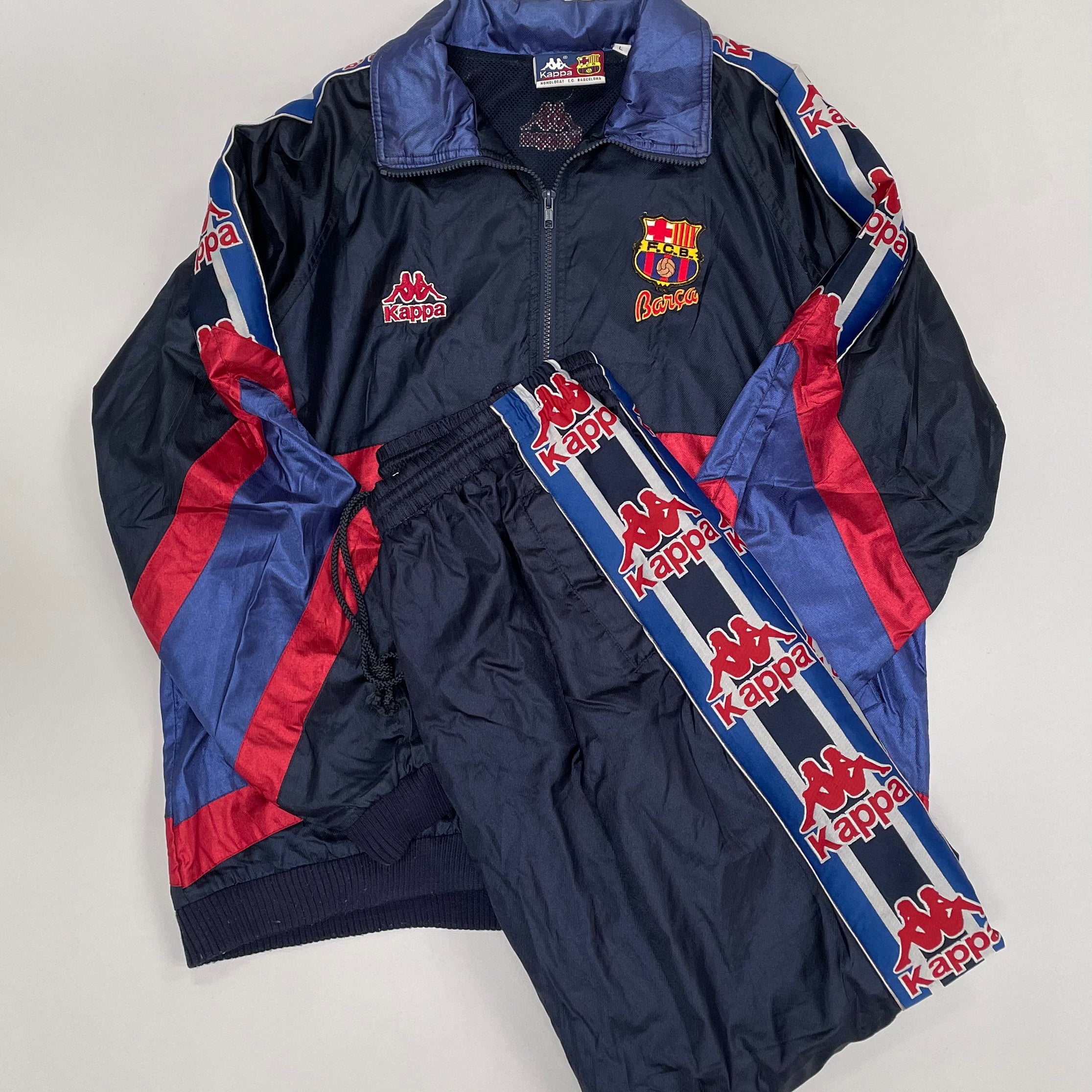 Shop 1992/95 BARCELONA FULL TRACKSUIT (L) KAPPA, classic football shirts, vintage football shirts & retro soccer jerseys at Cult Kits